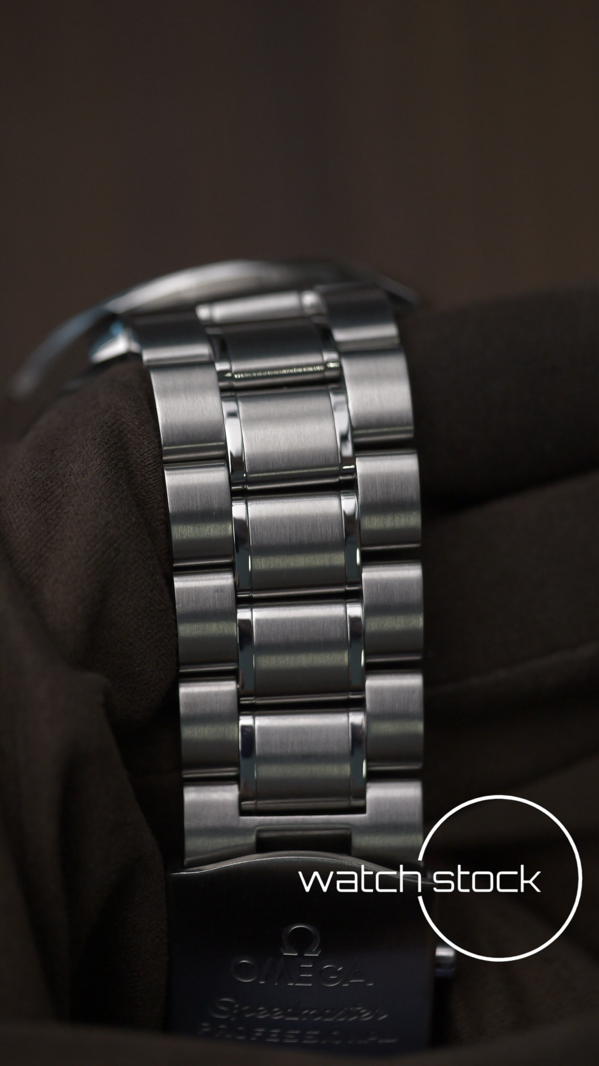 Omega speedmaster professional moonwatch 41mm Ref. 35.70.5000