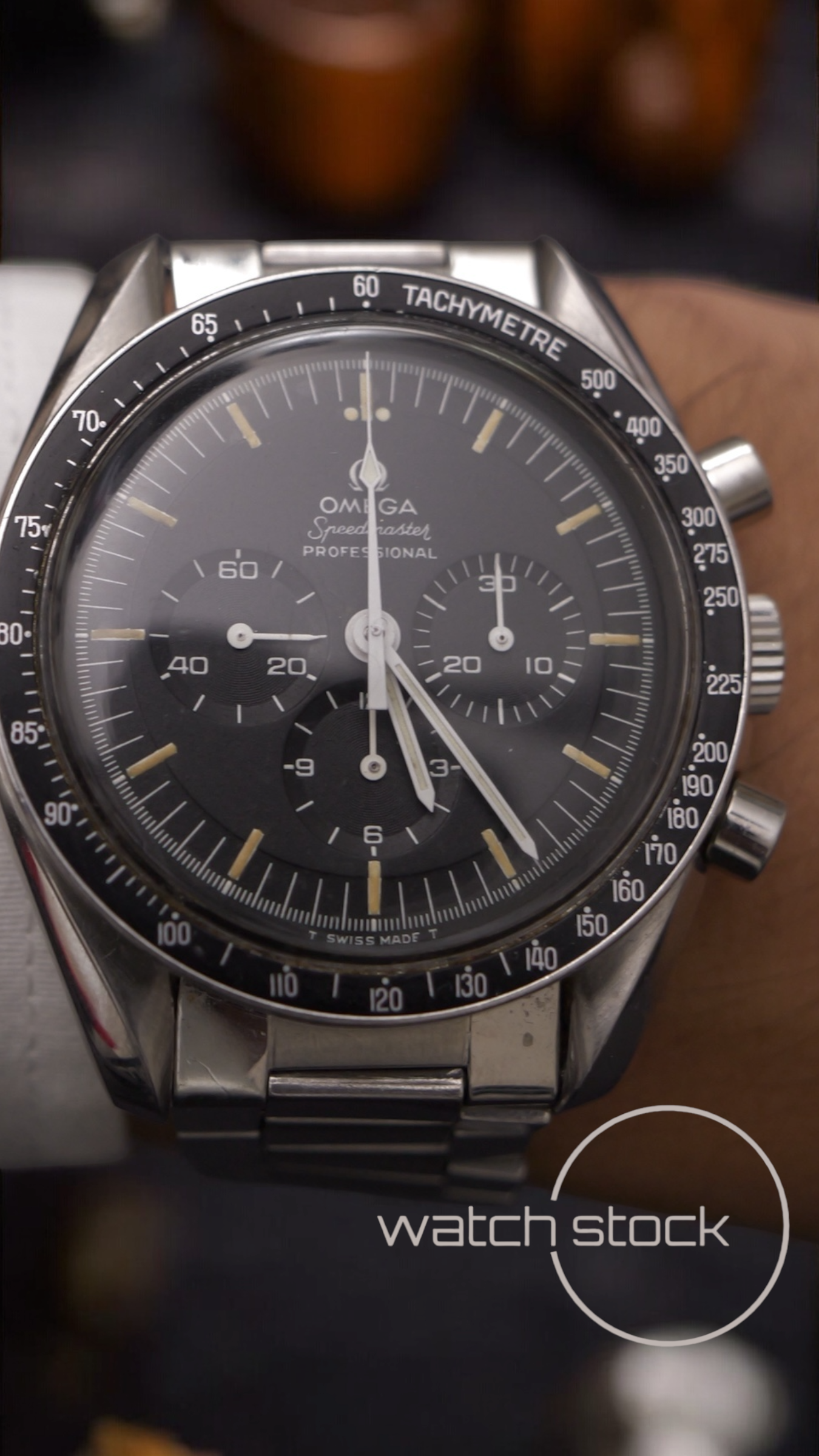 Omega speedmaster professional moonwatch 42mm Ref. 145022-69ST