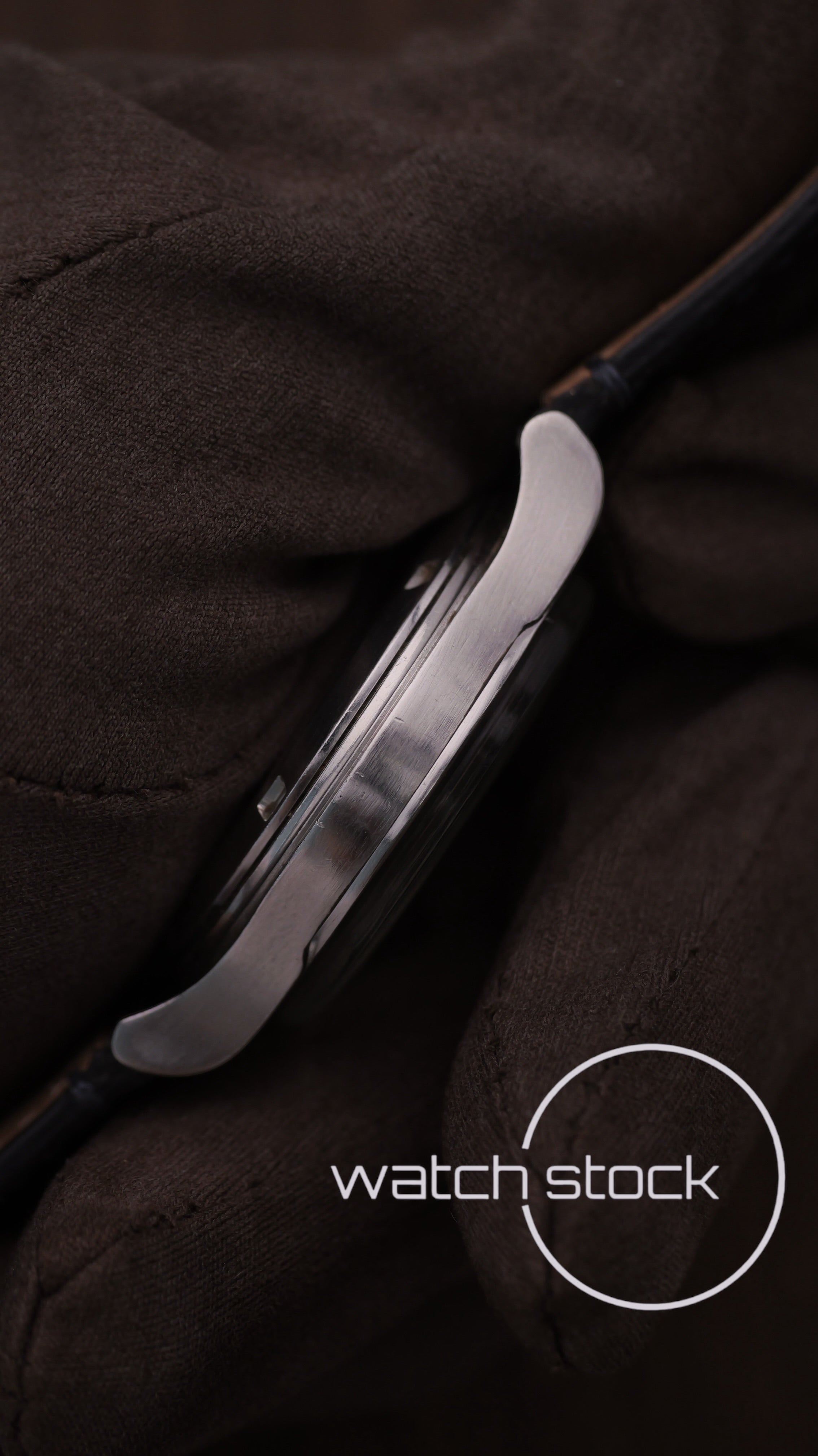 Omega Geneve vintage 35mm automatic