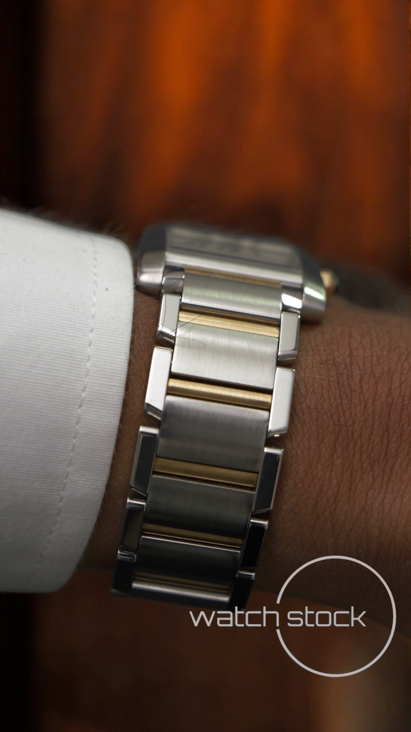 Cartier tank francaise acc. Or. ref.2465 29x30mm quarz