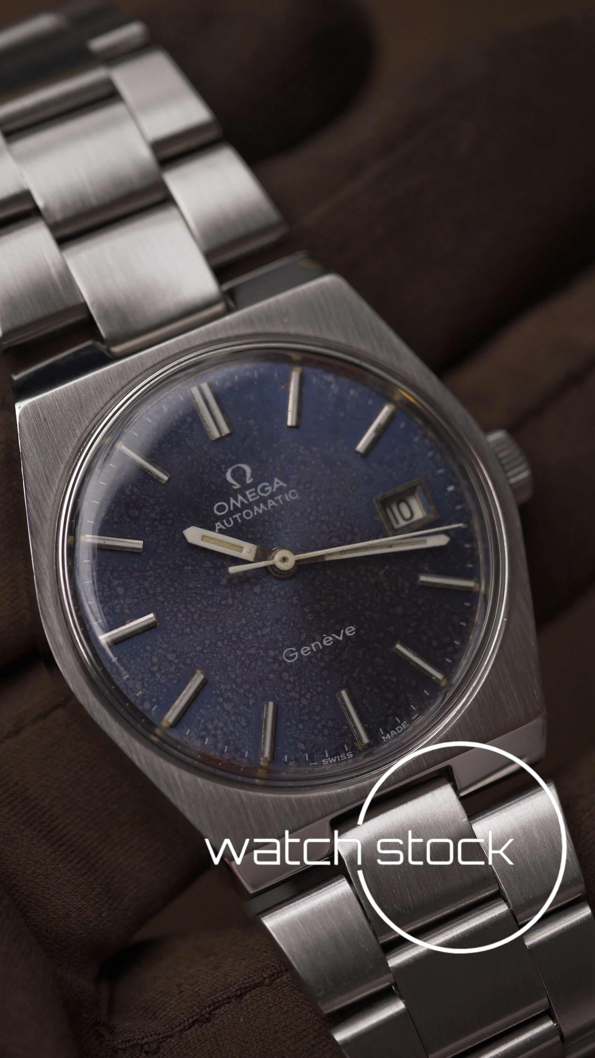 Omega Geneve vintage 35mm automatic