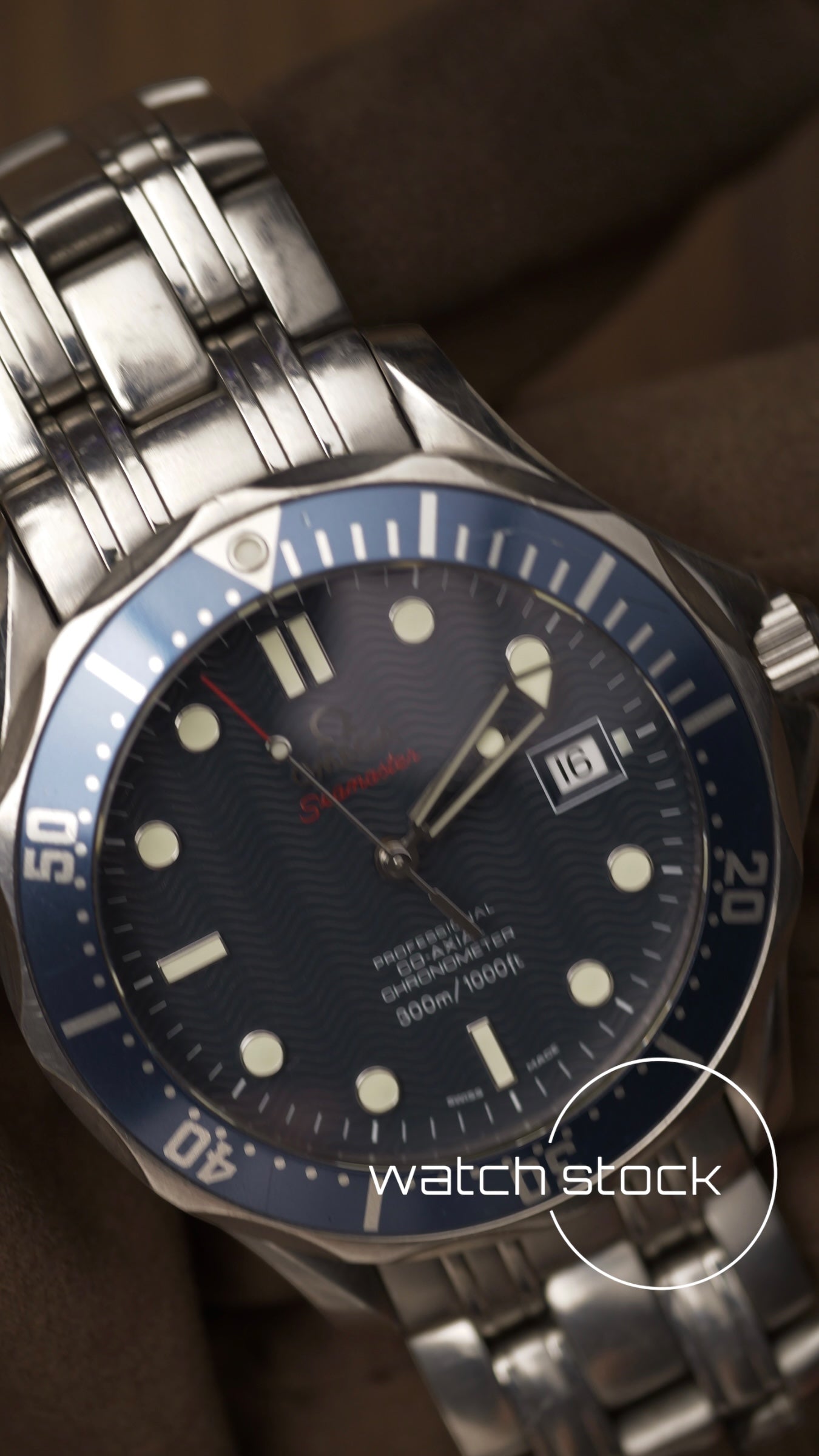 Omega seamaster professional 300M ref. 2220.80.00 James Bond Casino Royale 2007 Full set