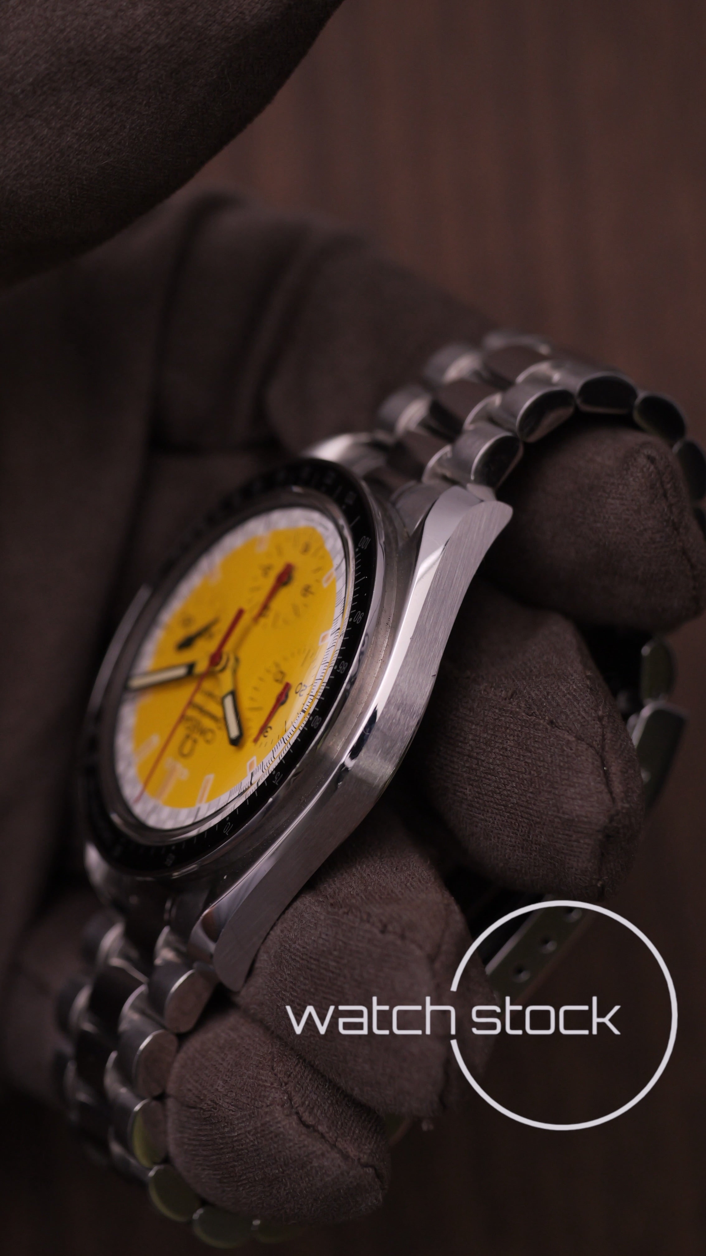 Omega speedmaster Schumacher reduced yellow dial ref. 175.0032 39mm automatic 1995