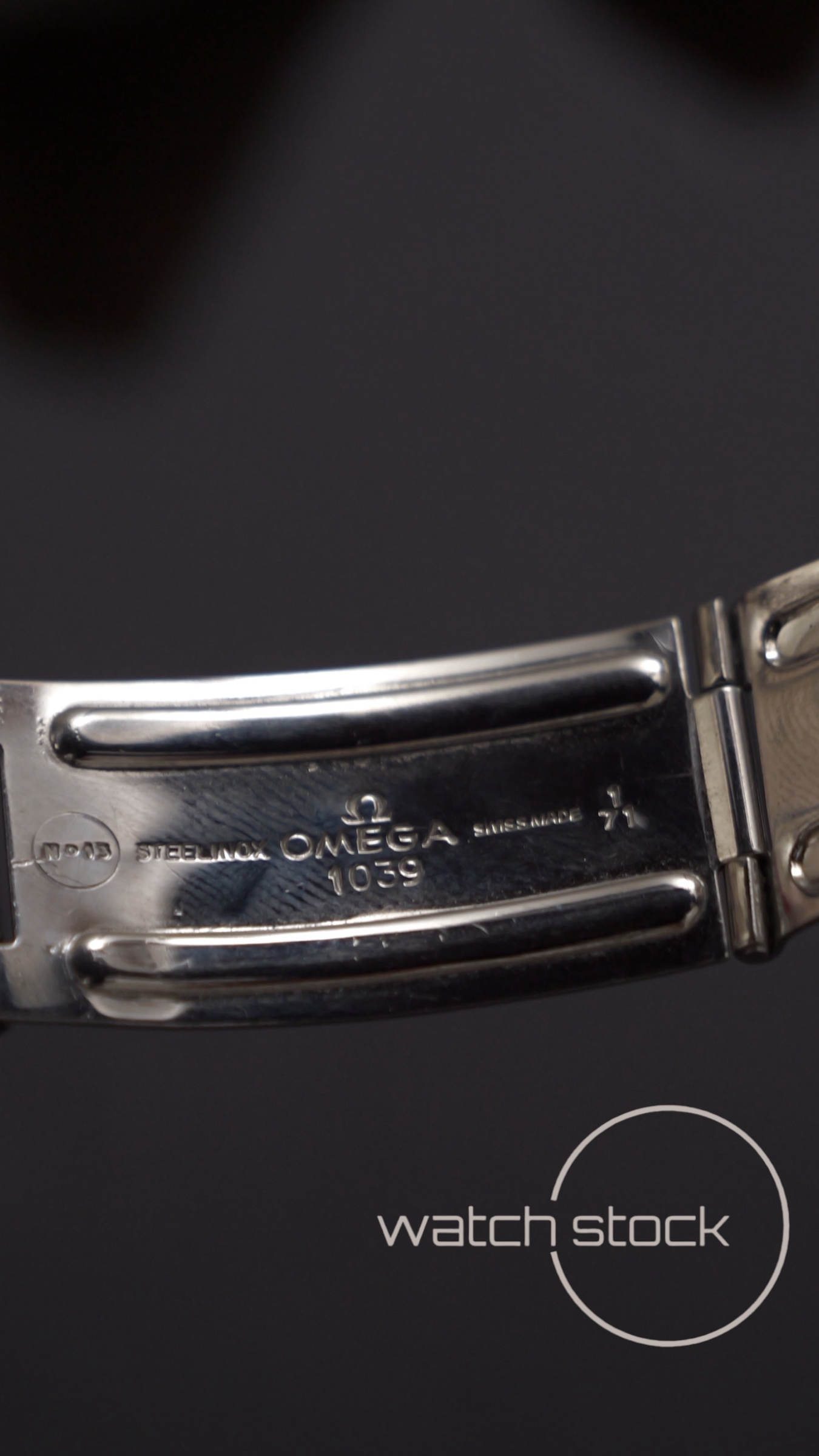 Omega speedmaster professional moonwatch 42mm Ref. 145022-69ST