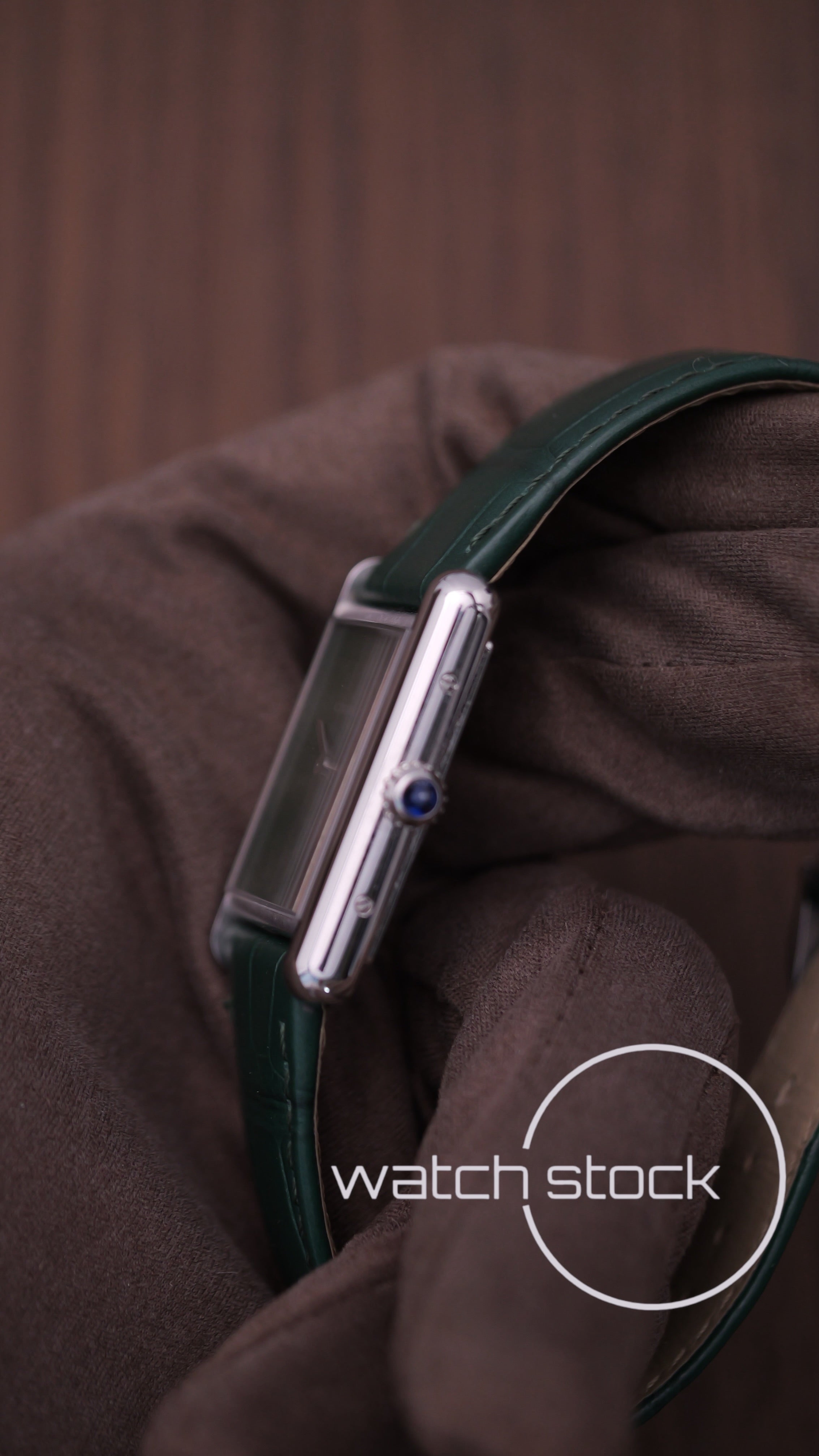 Cartier Tank Must Ref: 4323 33x26mm Full set 2025