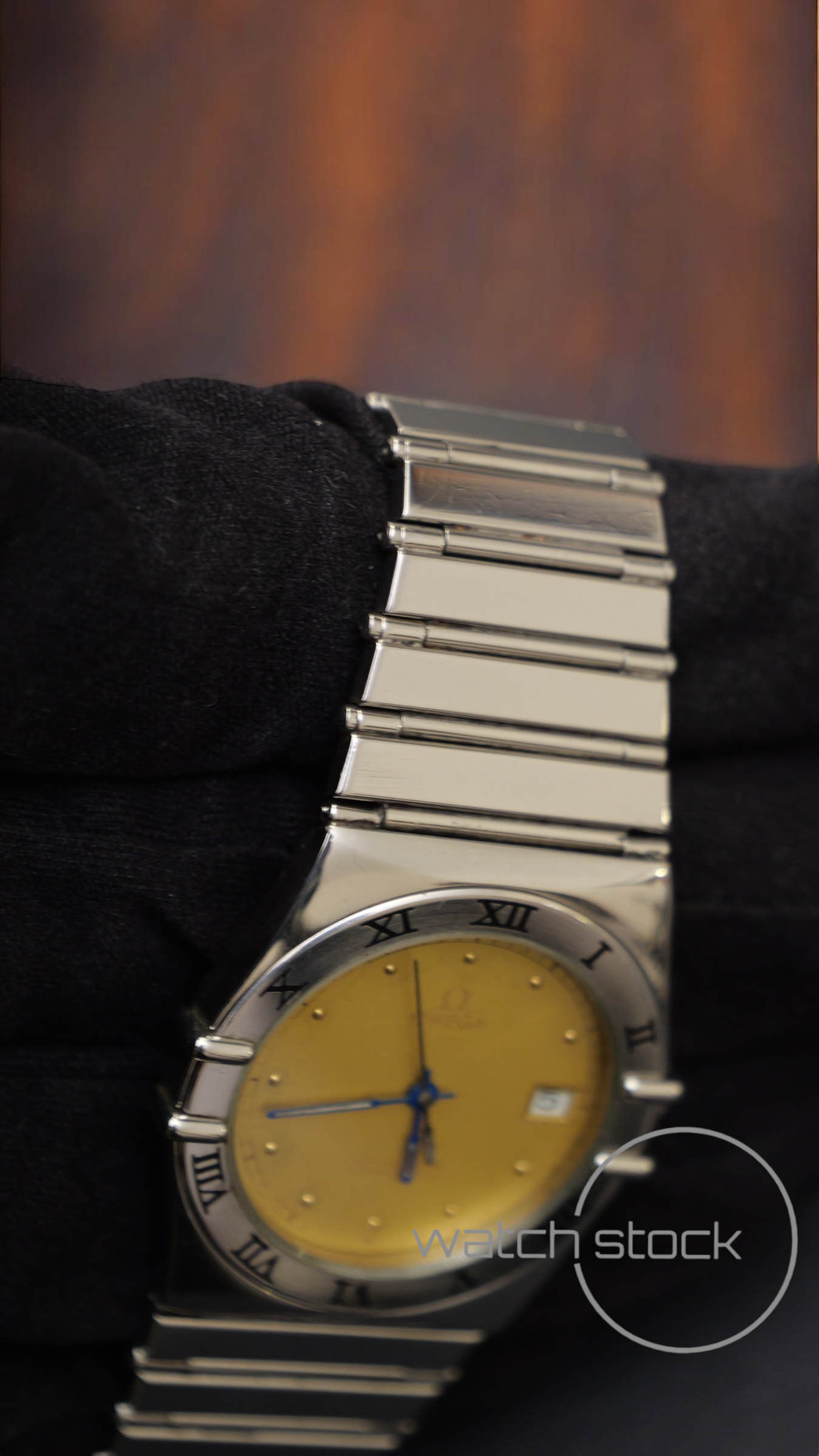 Omega constellation quarz 34mm ref.3961070 yellow dial vintage