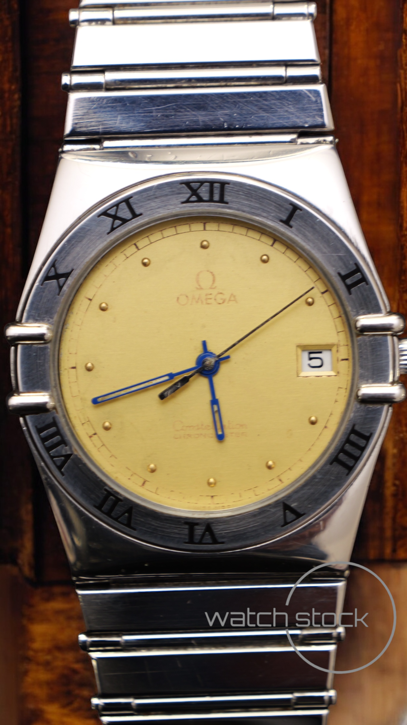 Omega constellation quarz 34mm ref.3961070 yellow dial vintage