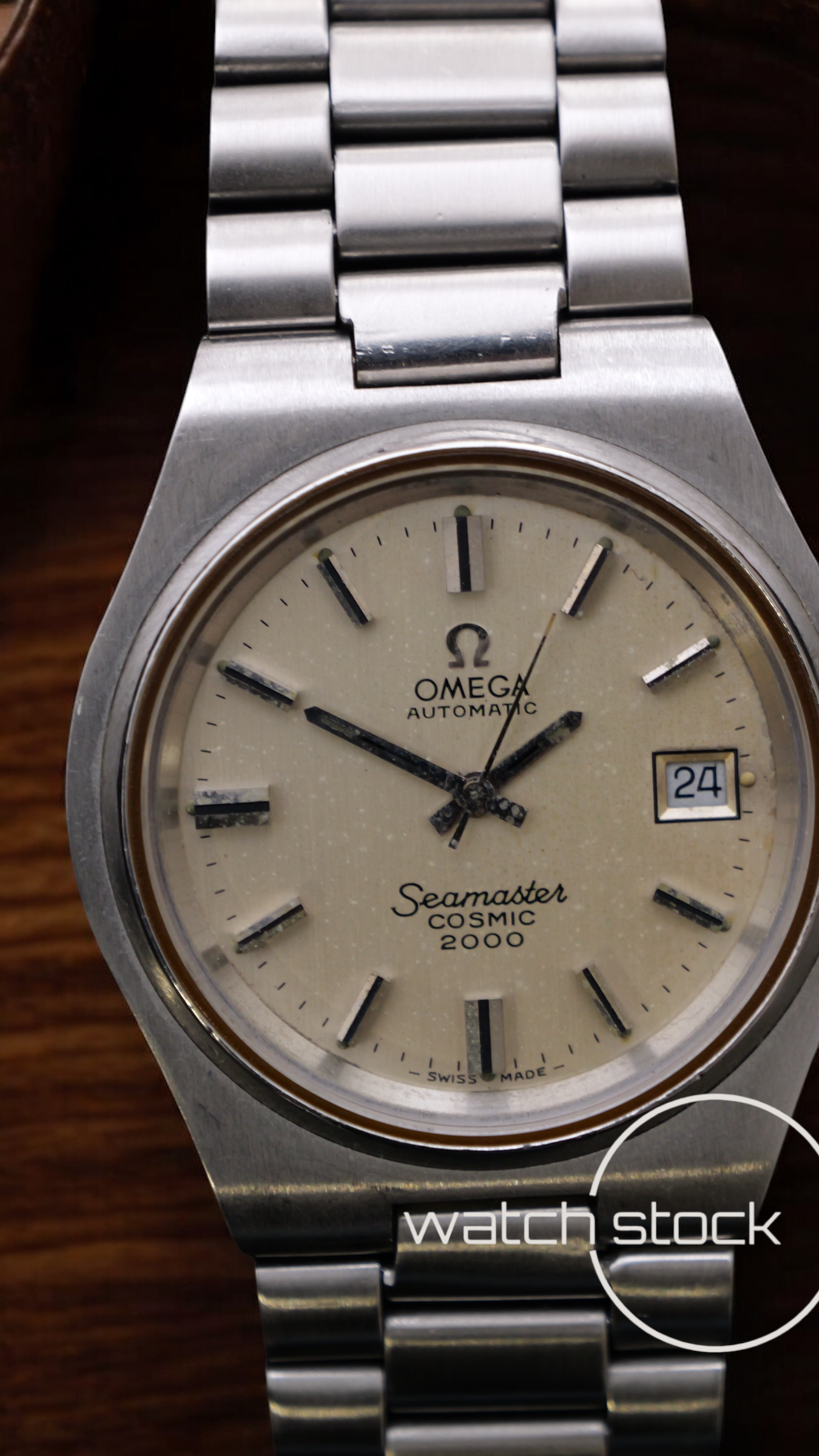Omega seamaster cosmic 2000 automatic vintage vintage Watch 38mm