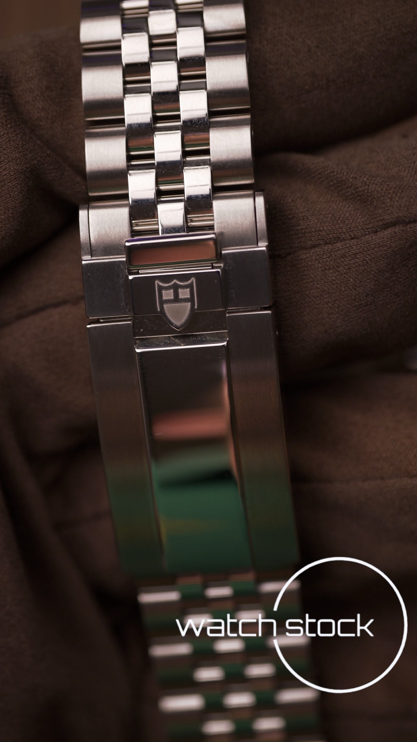Tudor black bay 58 burgundy 39mm ref.7939A10RU New 2025