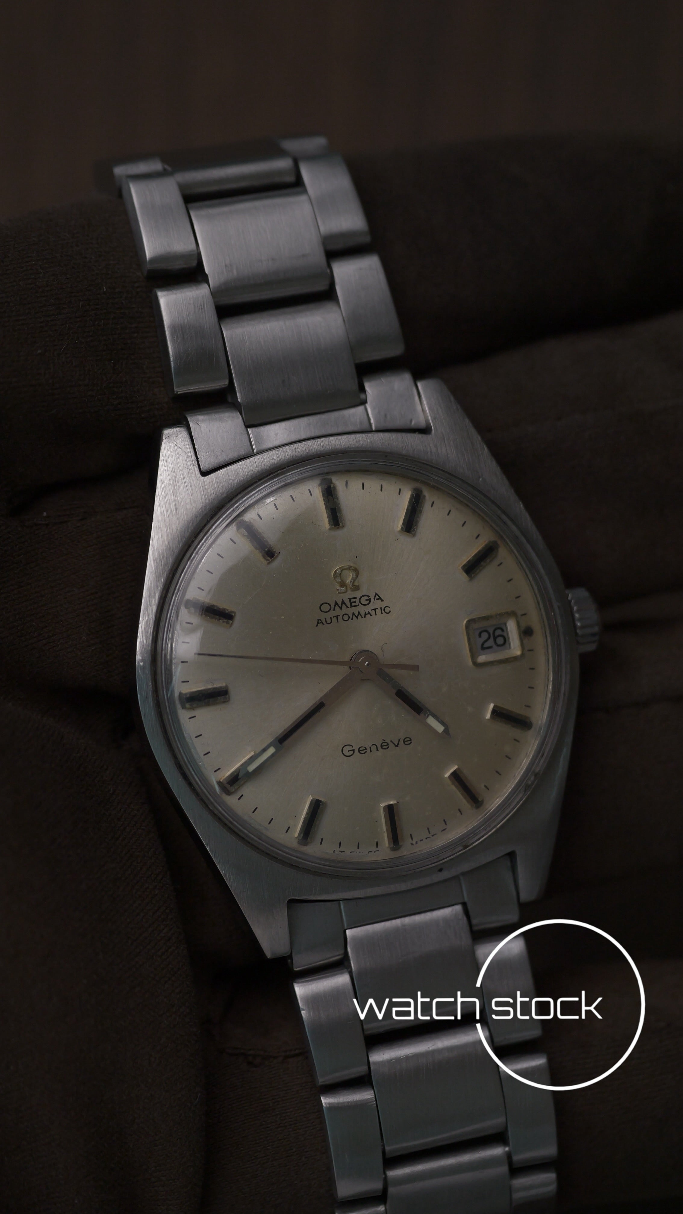 Omega Geneve 1970 vintage 34mm automatic
