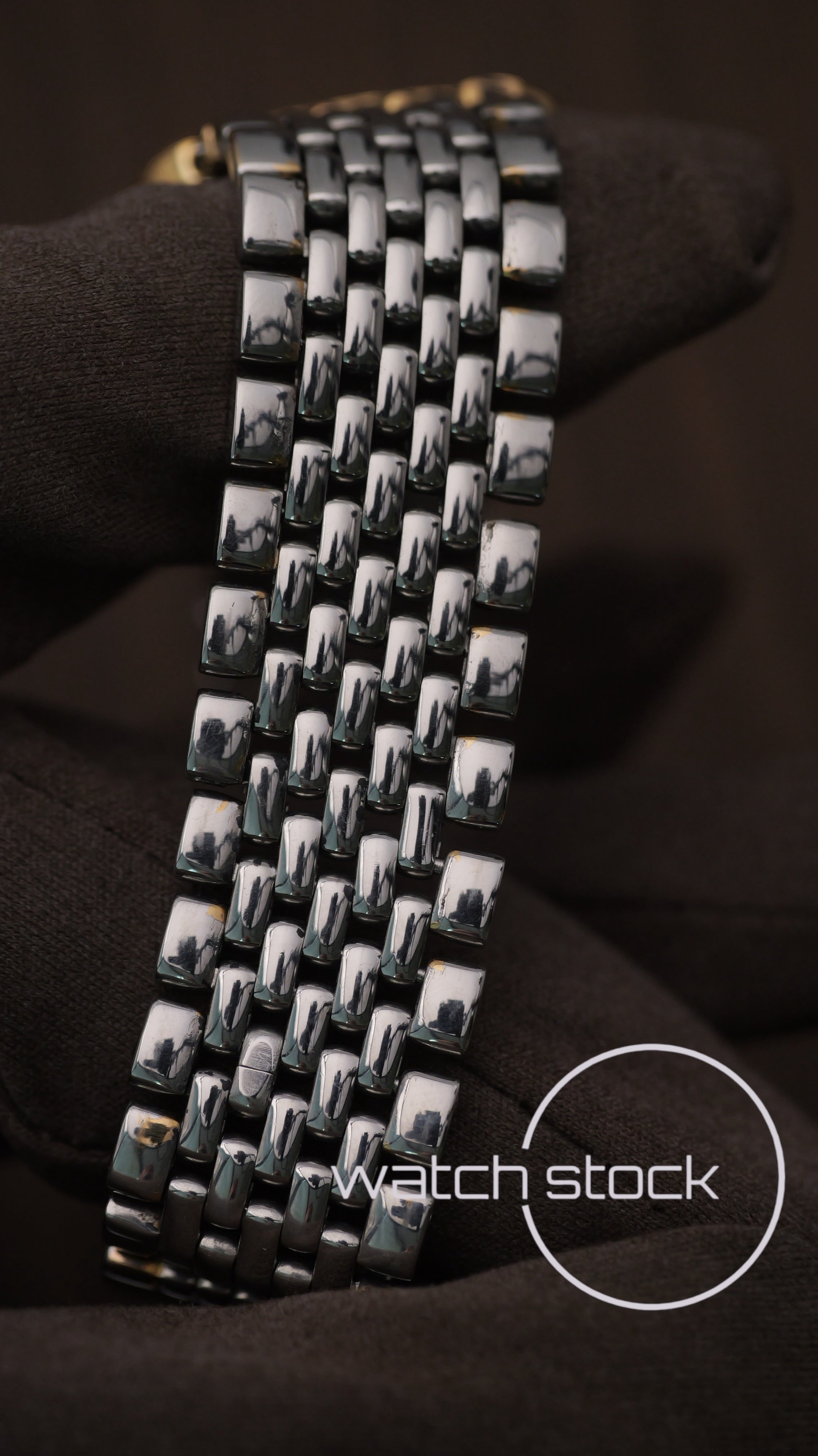Omega De Ville Quartz