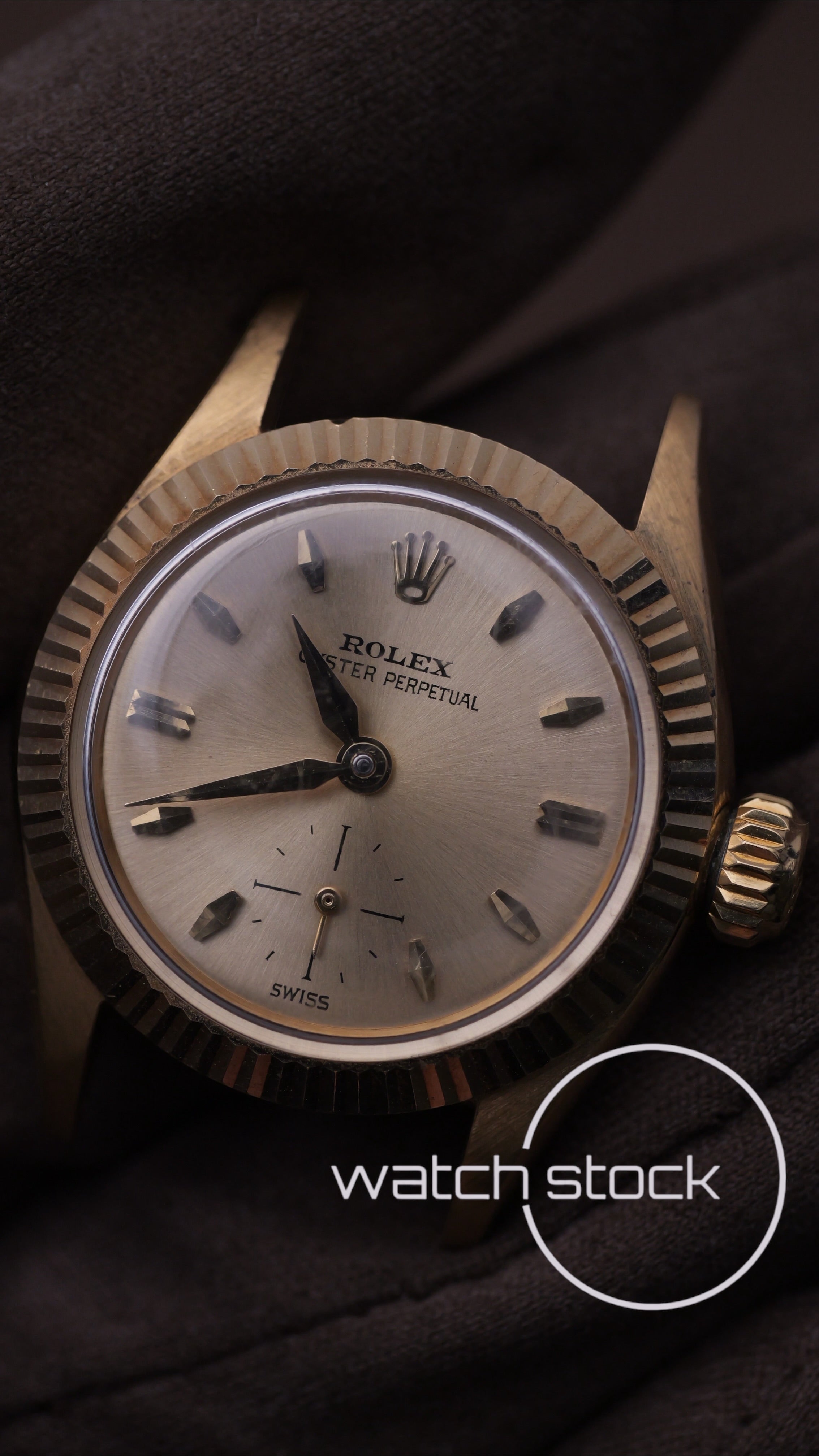Rolex Oyster Perpetual Lady 24mm 18k Gold