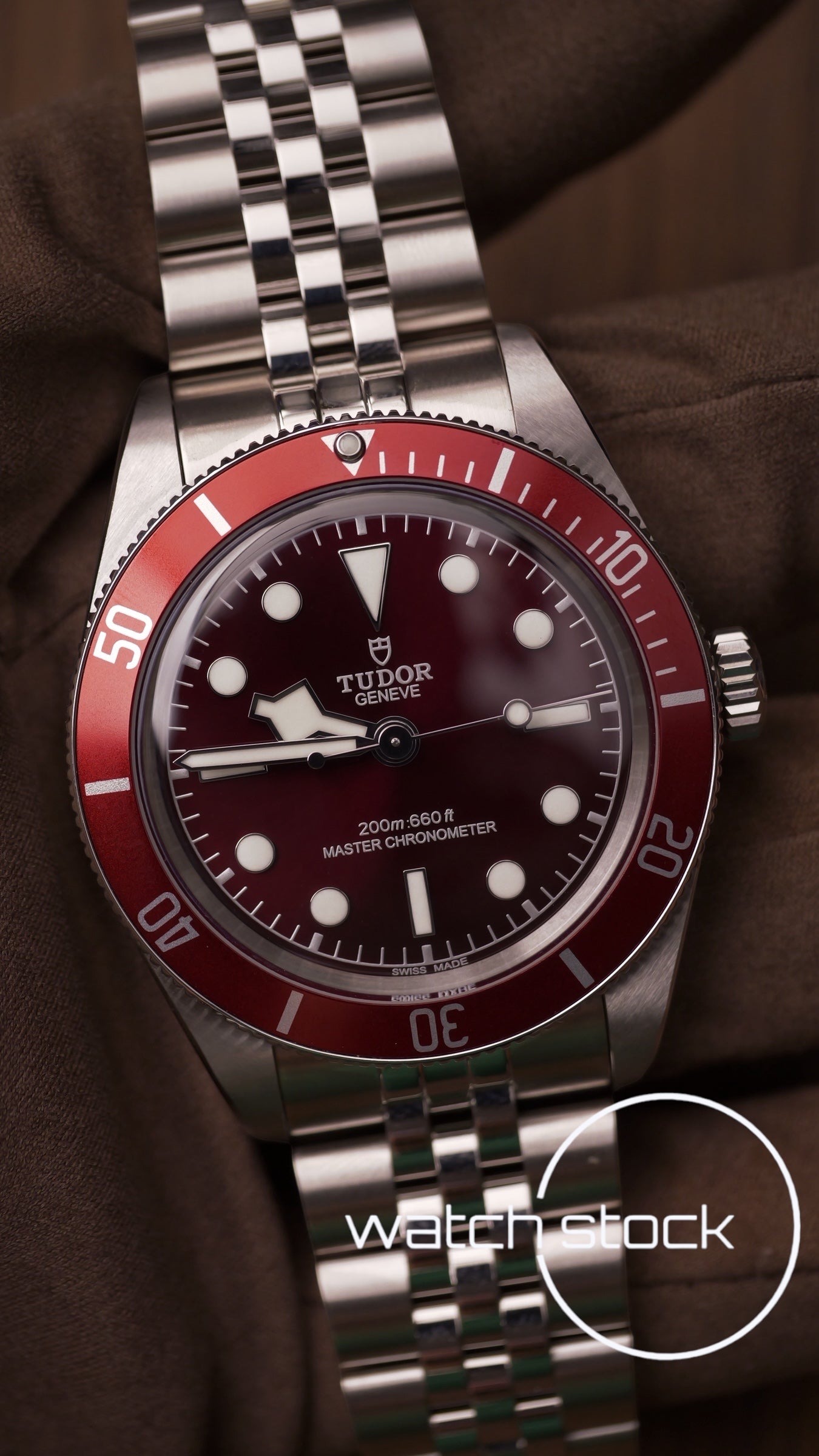 Tudor black bay 58 burgundy 39mm ref.7939A10RU New 2025