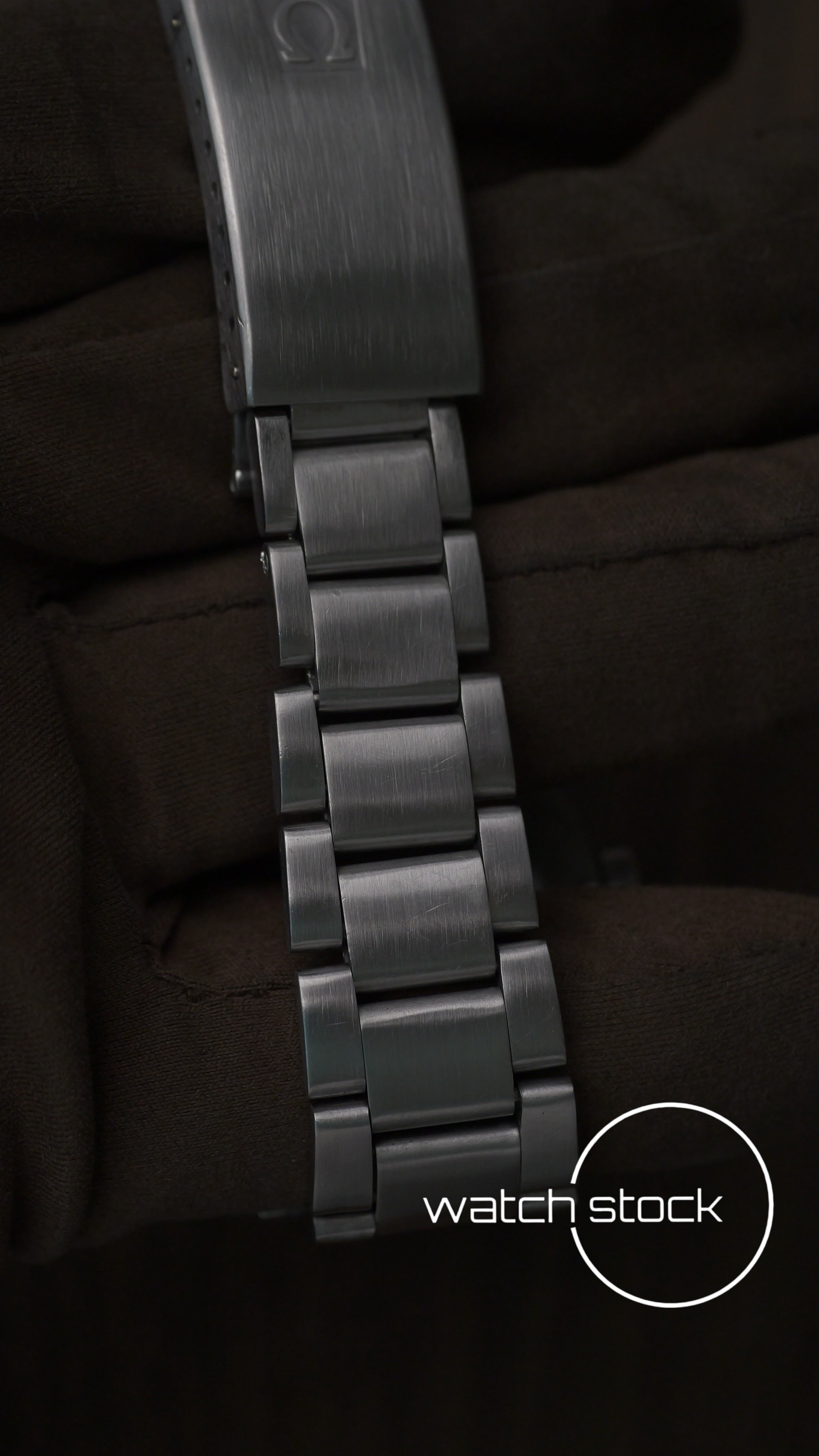 Omega Geneve 1970 vintage 34mm automatic