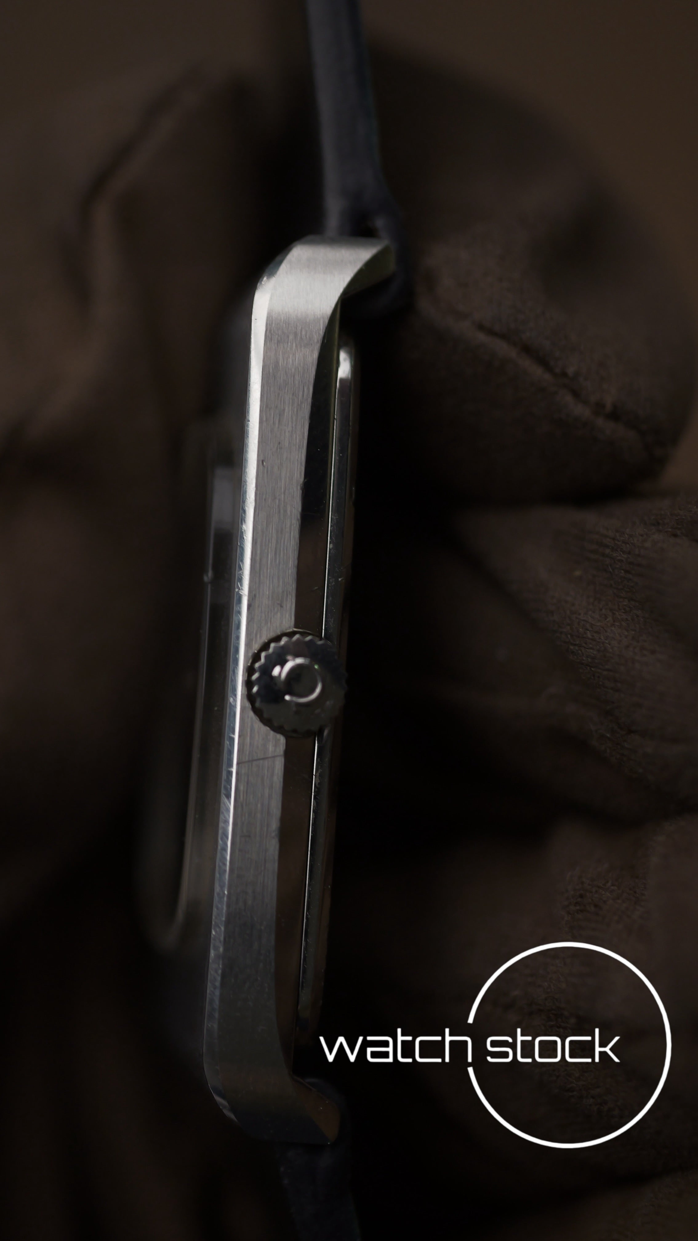 Omega Genève 1975 vintage meccanico vertical soleil dial serviced