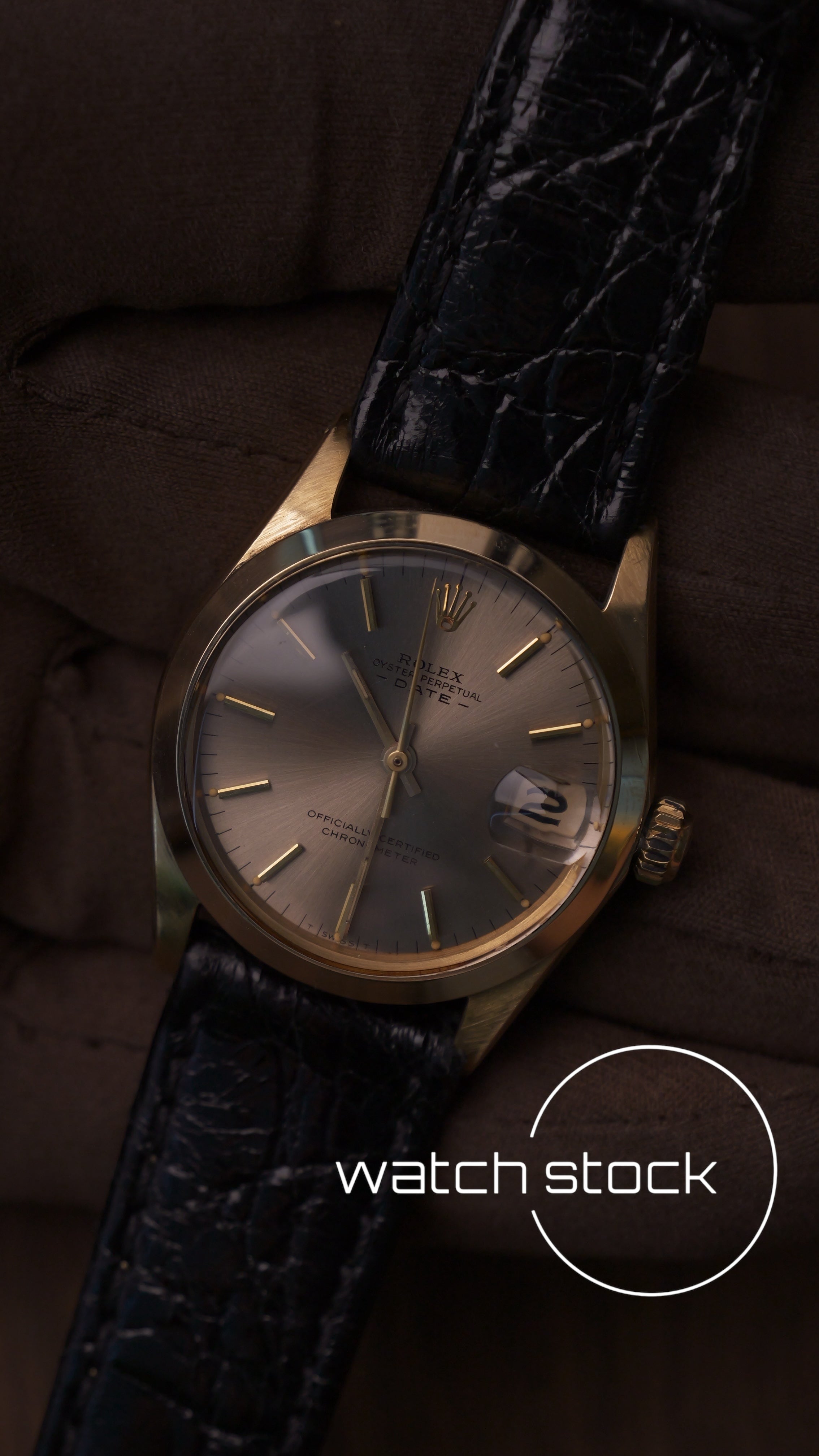 Rolex Date 31mm ref.6624 full gold