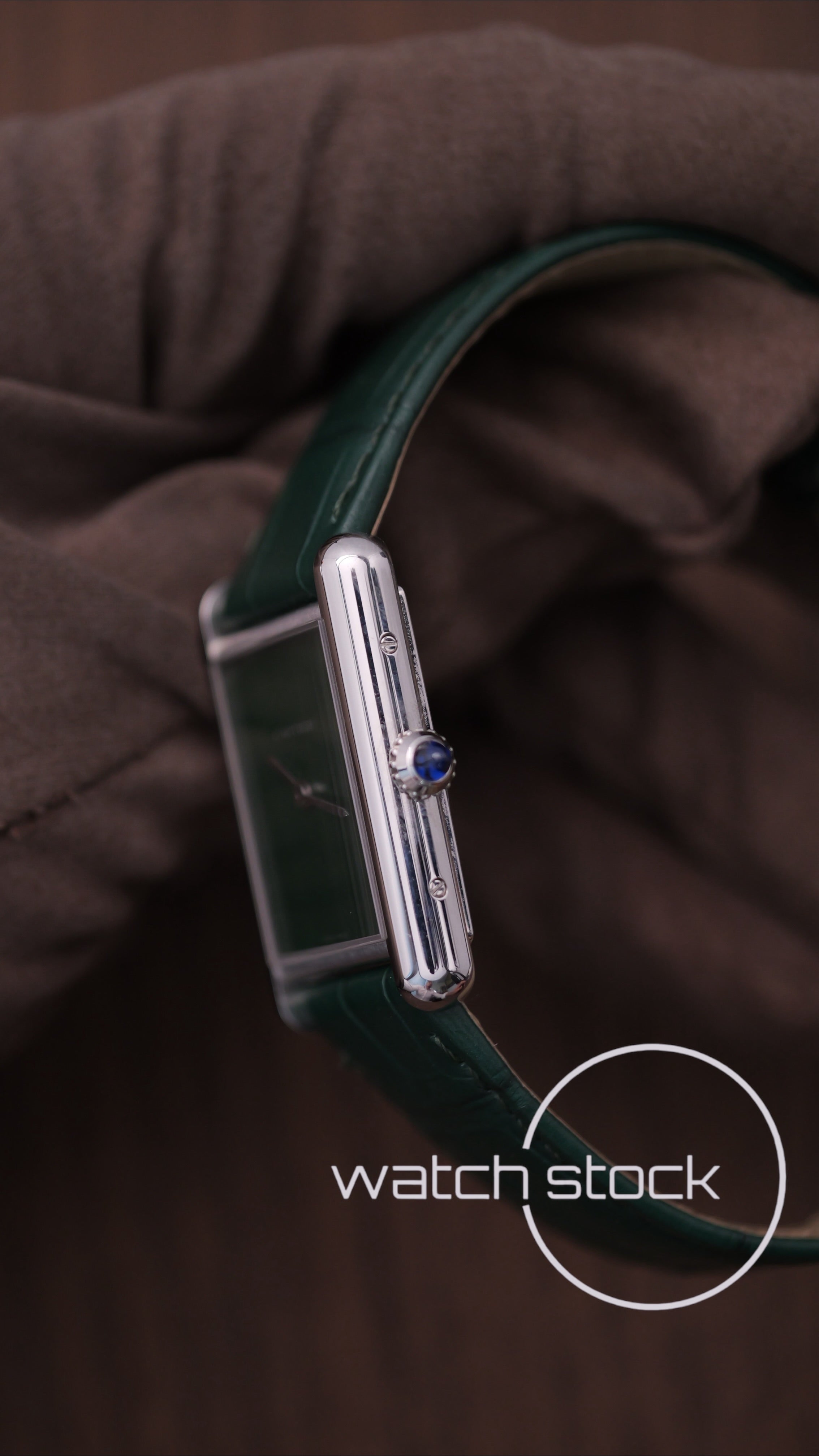 Cartier Tank Must Ref: 4323 33x26mm Full set 2025