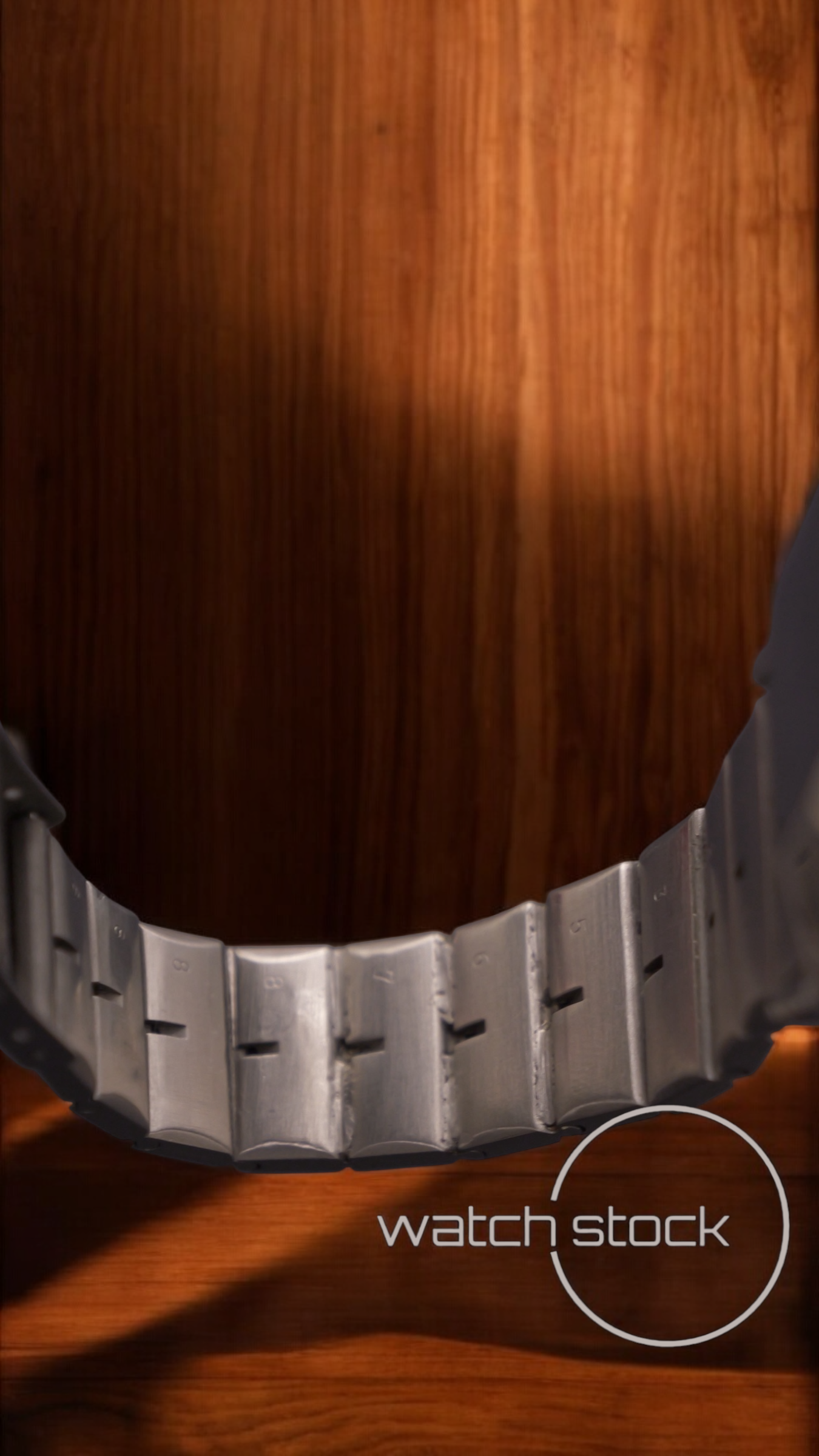 Cartier-santos-carre-29mm watch-stock