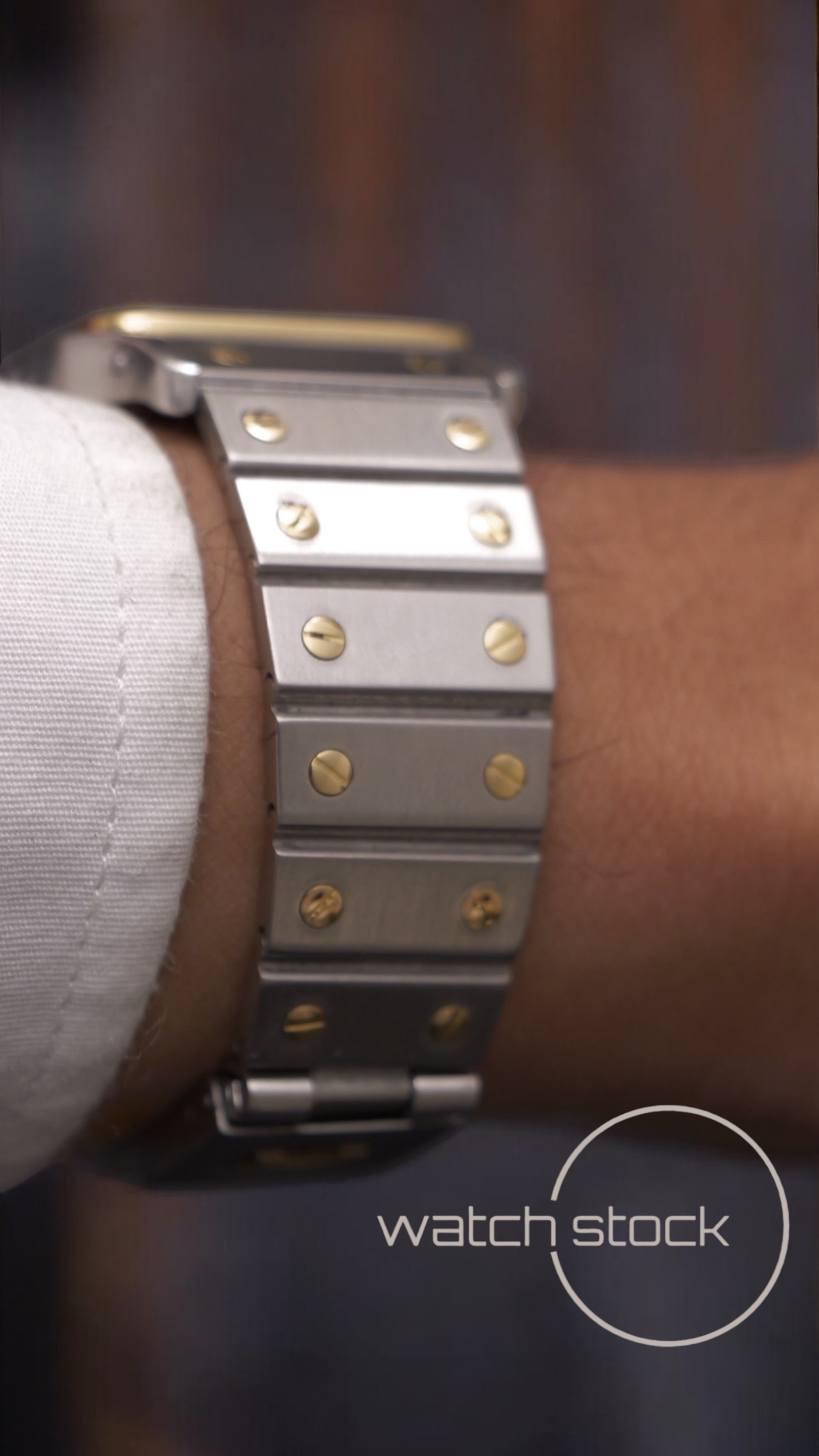 Cartier-santos-carre-29mm watch-stock