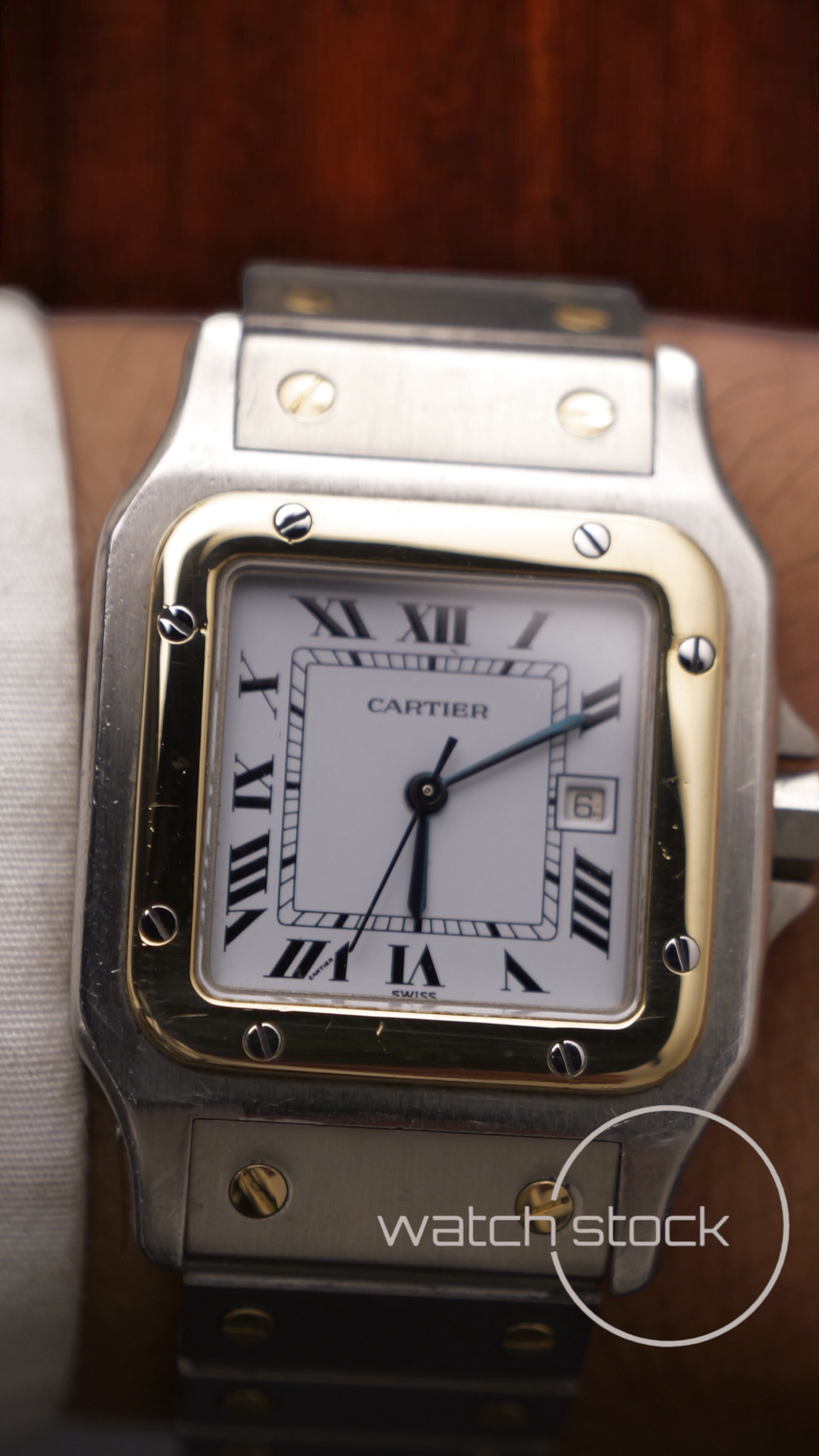 Cartier-santos-carre-29mm watch-stock