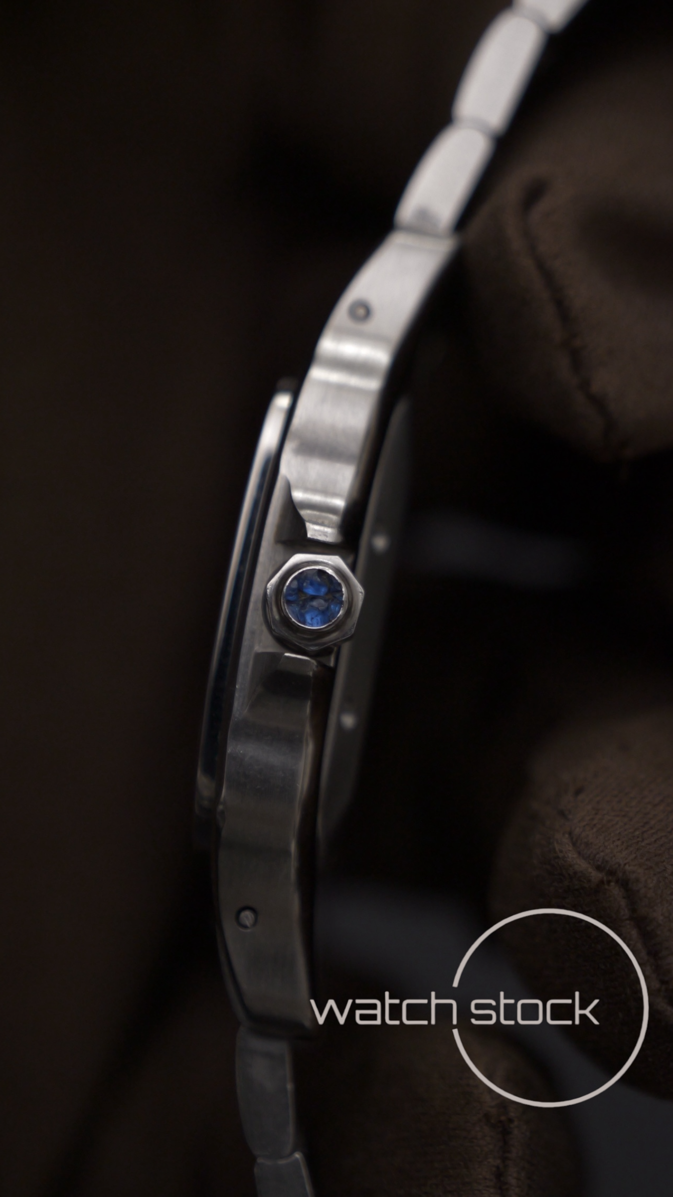 Cartier-santos-galbee-automatic-29mm watch-stock