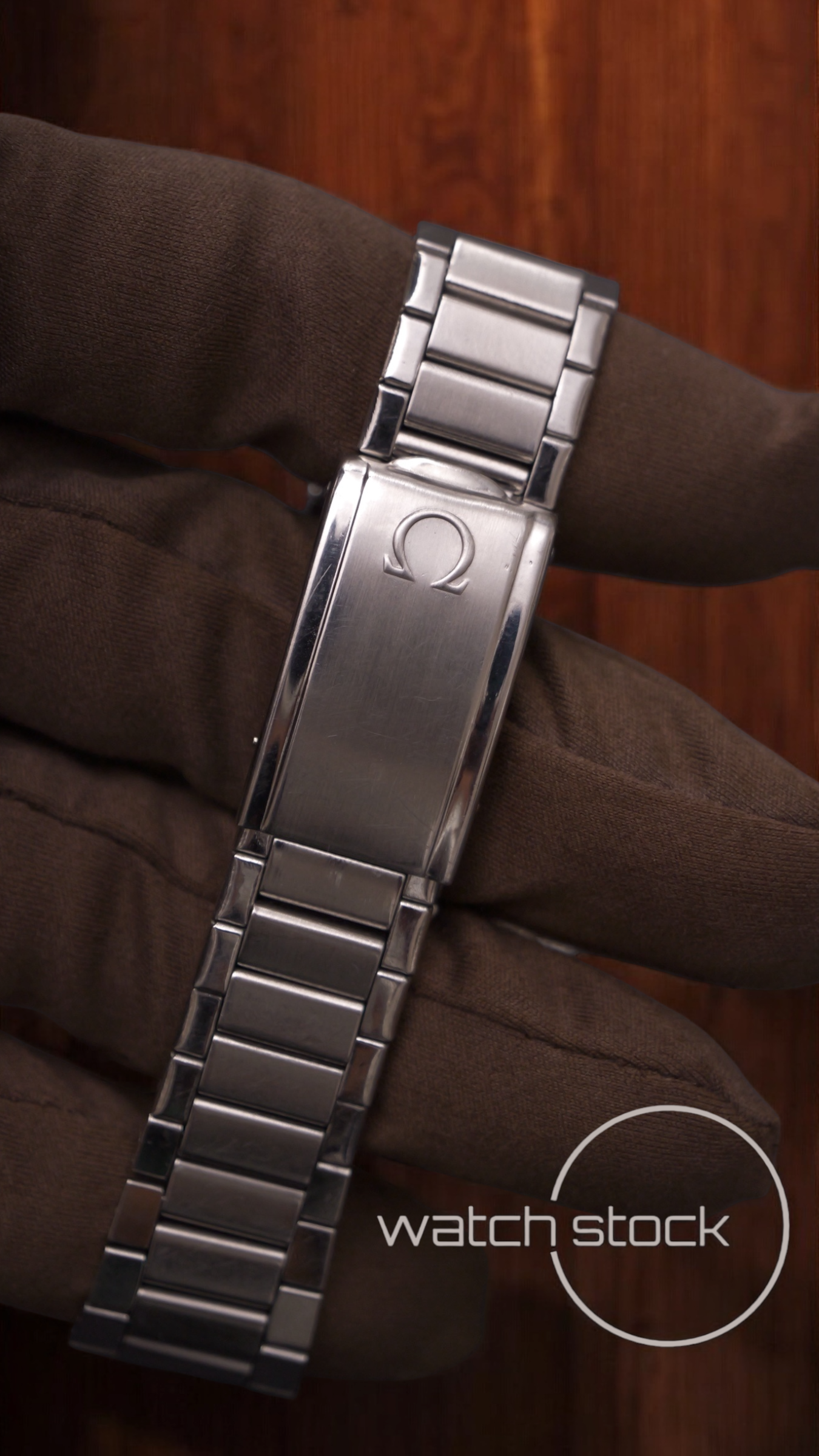Omega speedmaster professional moonwatch 42mm Ref. 145022-69ST