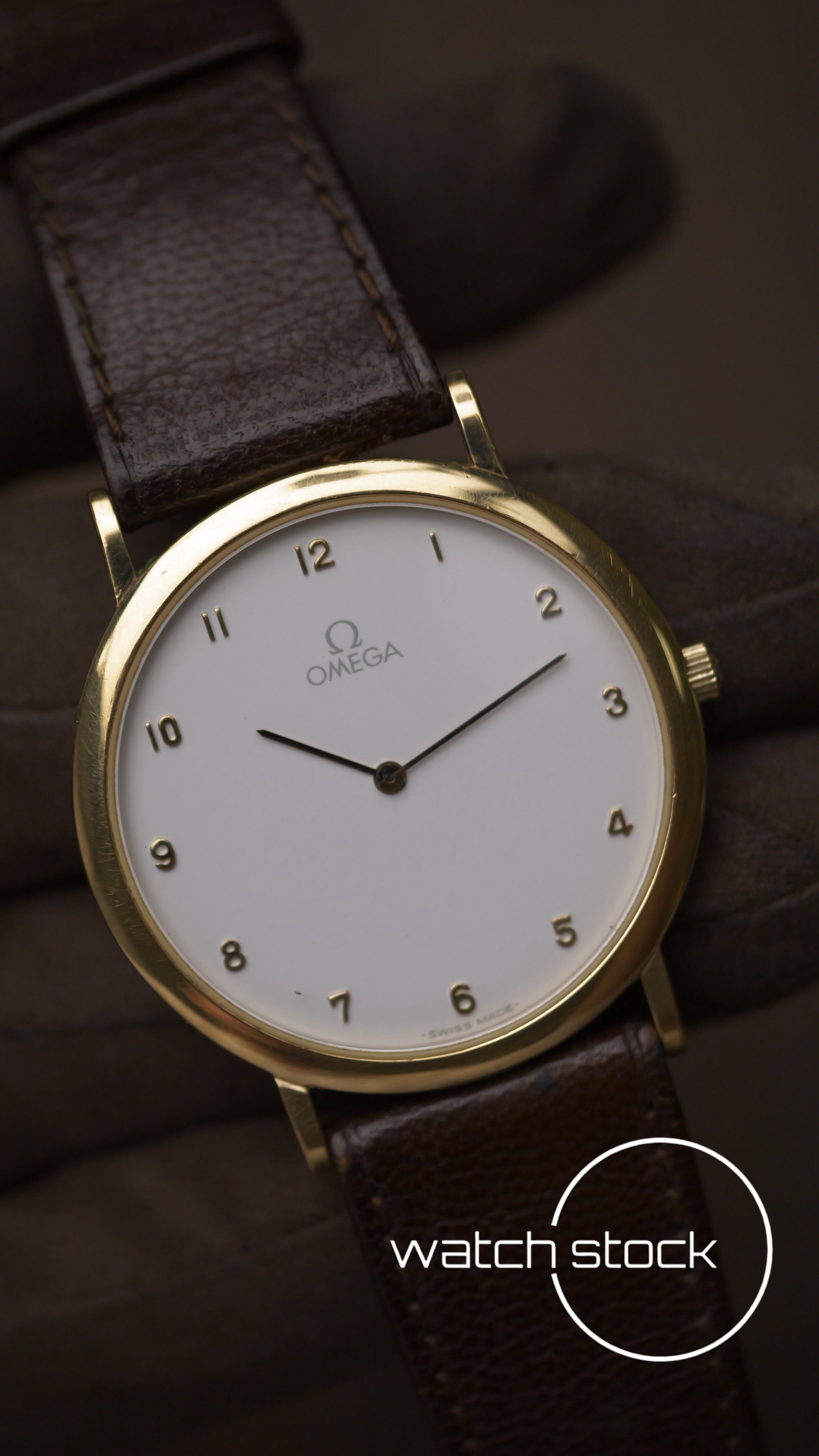 Omega De ville Rare White Dial quartz 1986