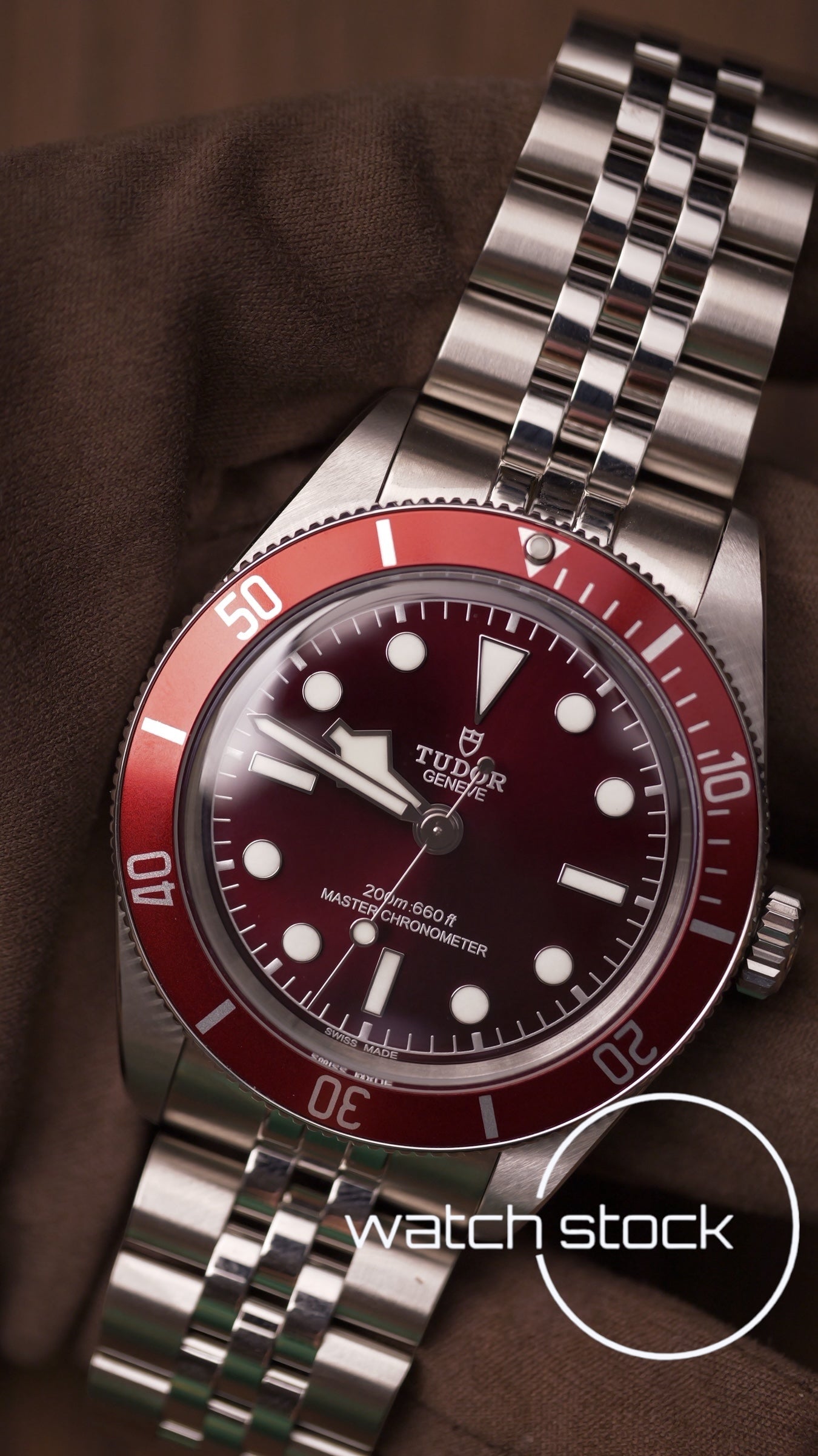 Tudor black bay 58 burgundy 39mm ref.7939A10RU New 2025