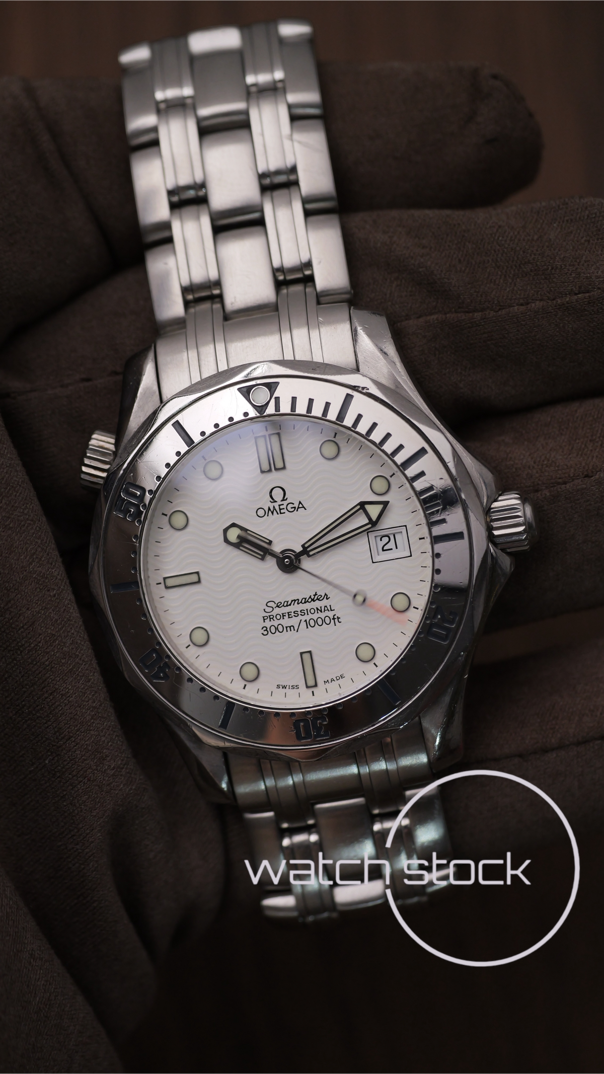 Omega seamaster 300m quartz (36mm) white dial