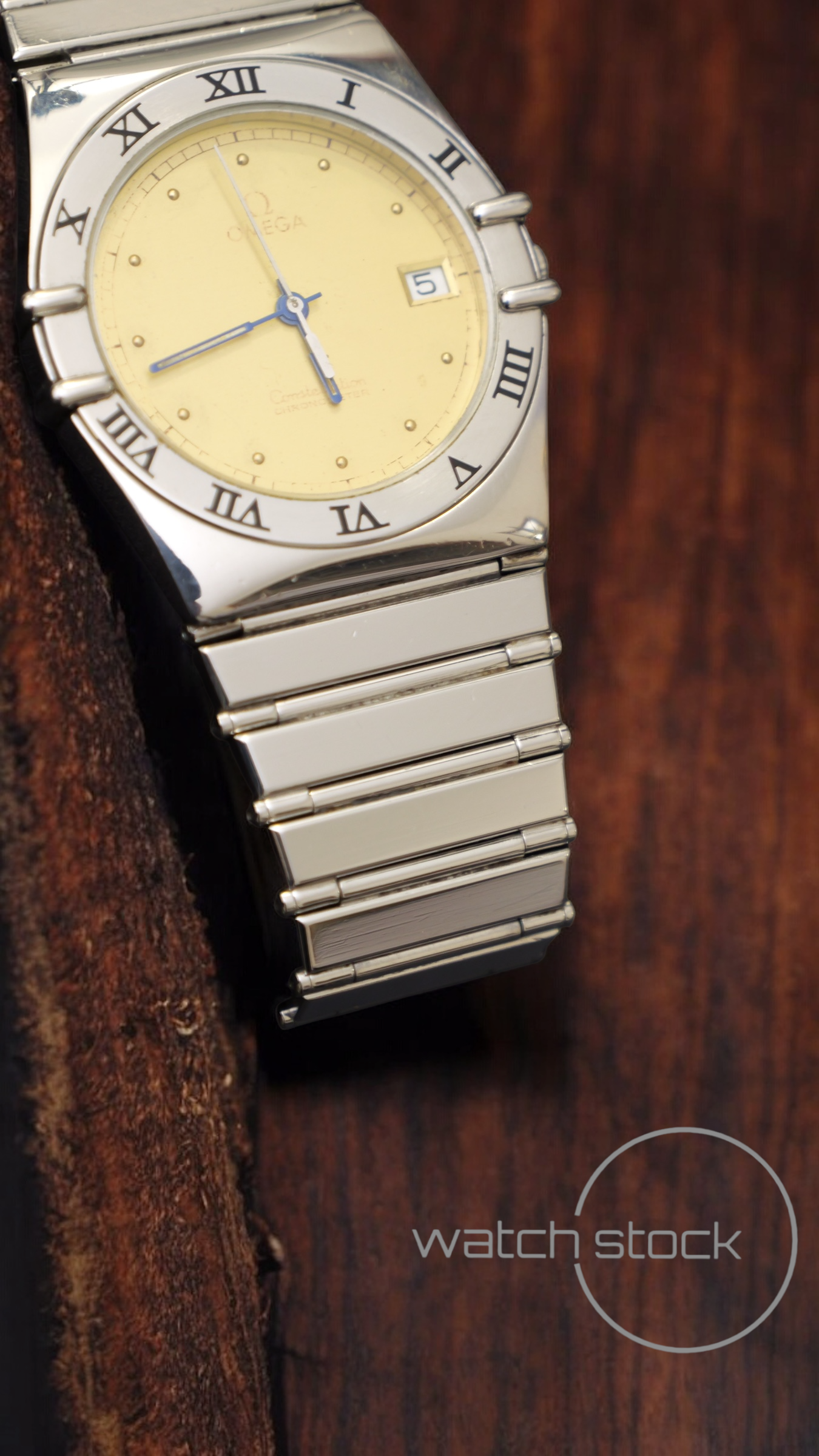 Omega constellation quarz 34mm ref.3961070 yellow dial vintage