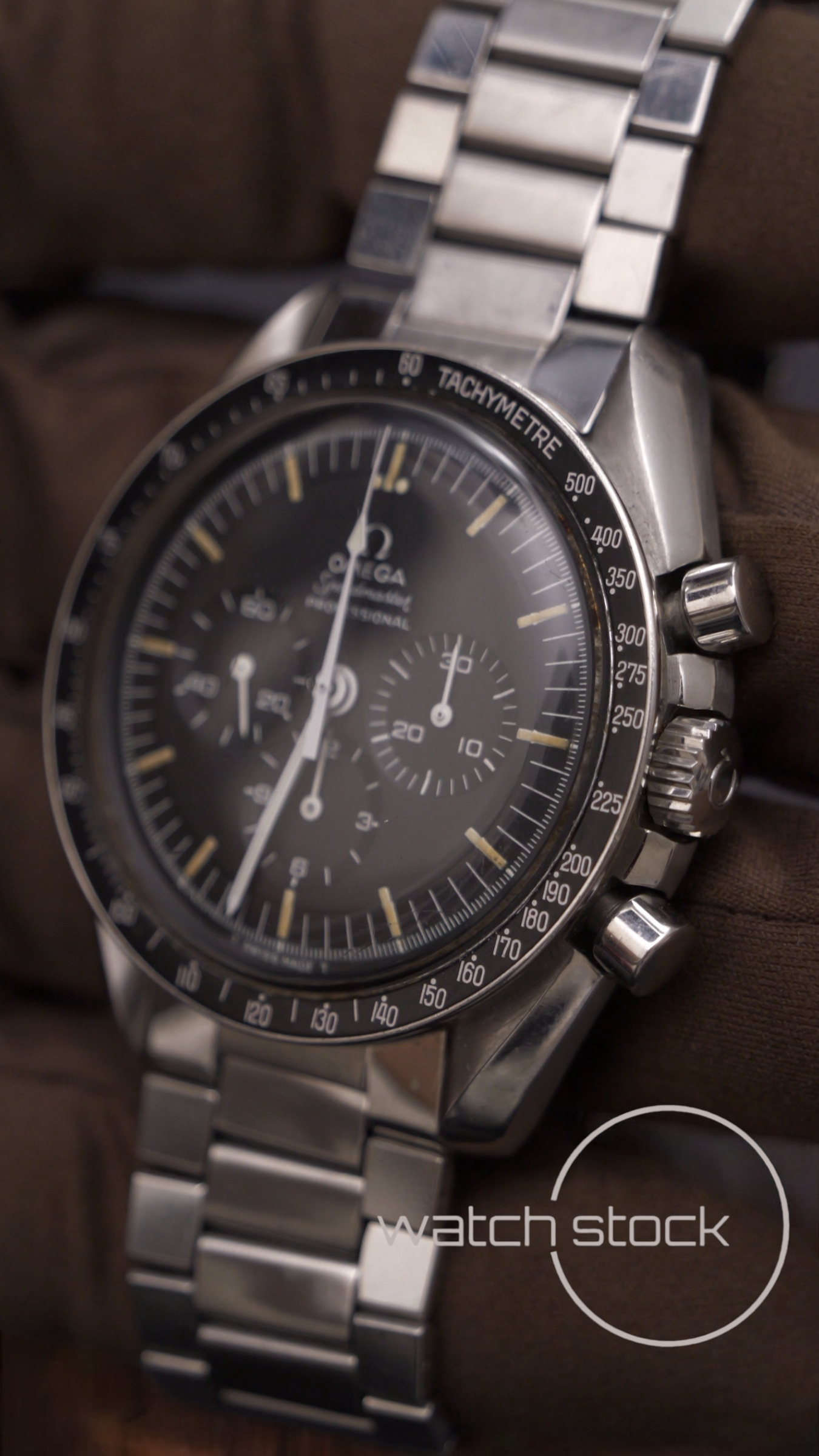 Omega speedmaster professional moonwatch 42mm Ref. 145022-69ST