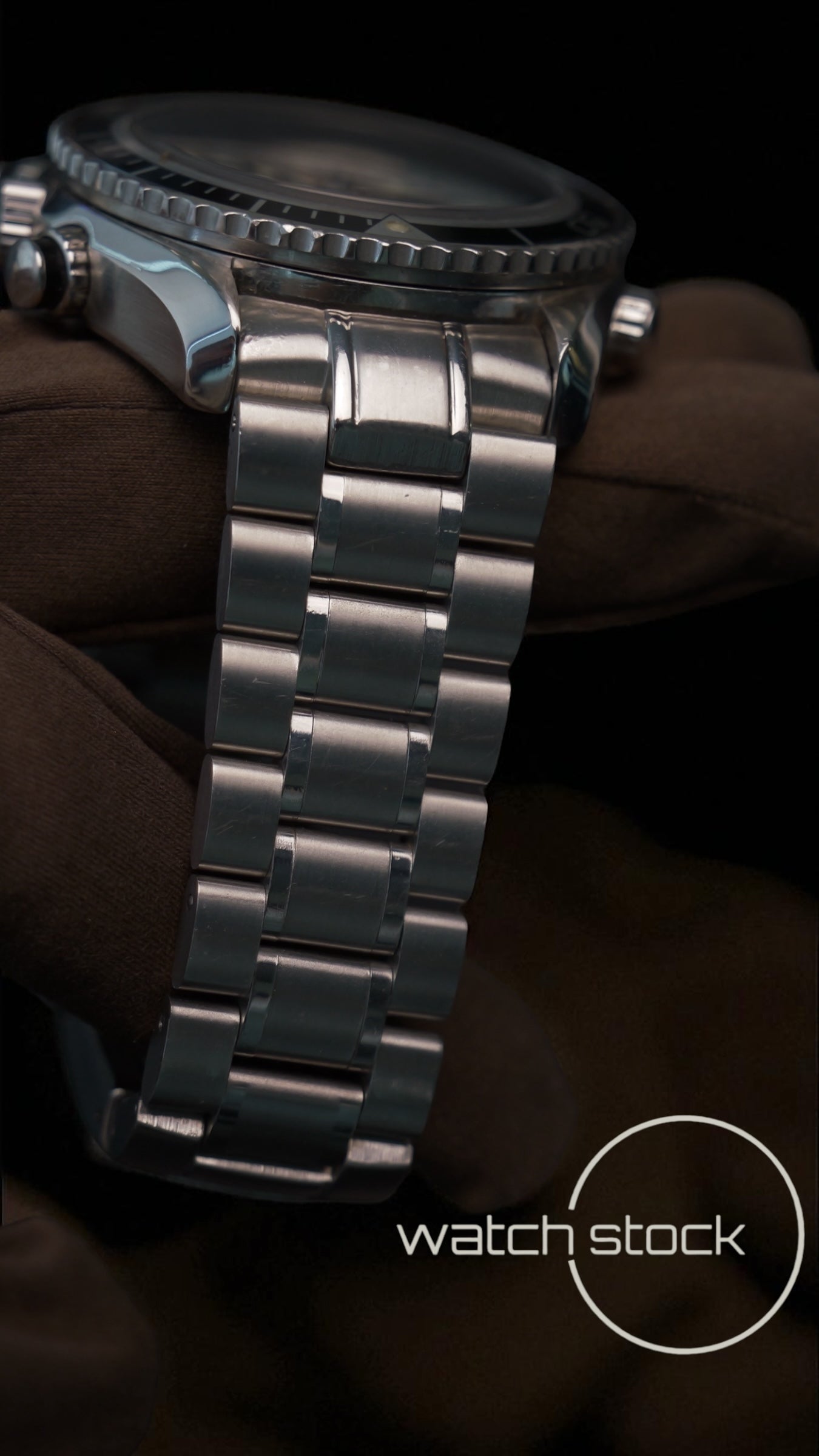 Omega-seamaster-planet-ocean-chrono watch-stock