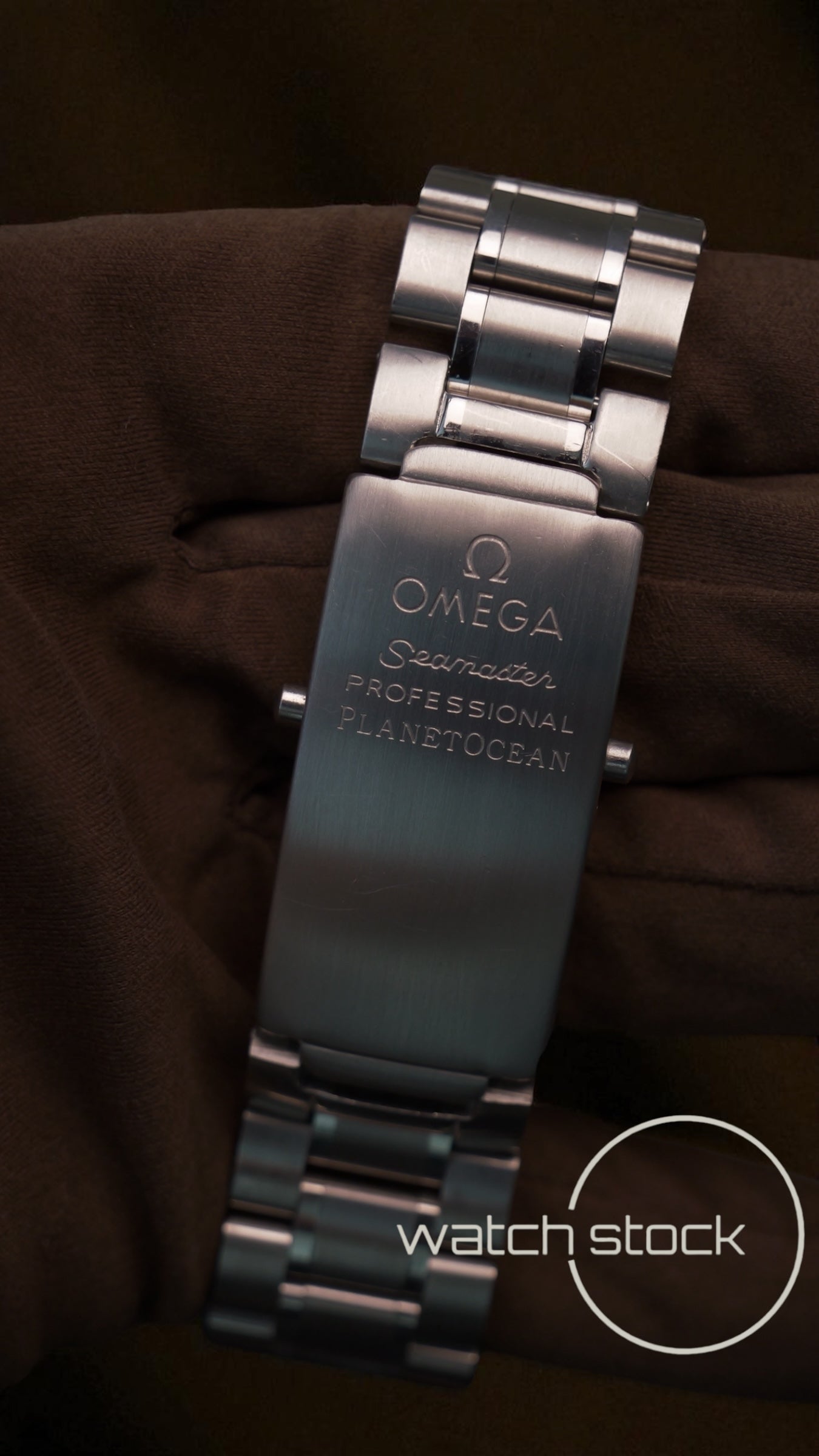 Omega-seamaster-planet-ocean-chrono watch-stock