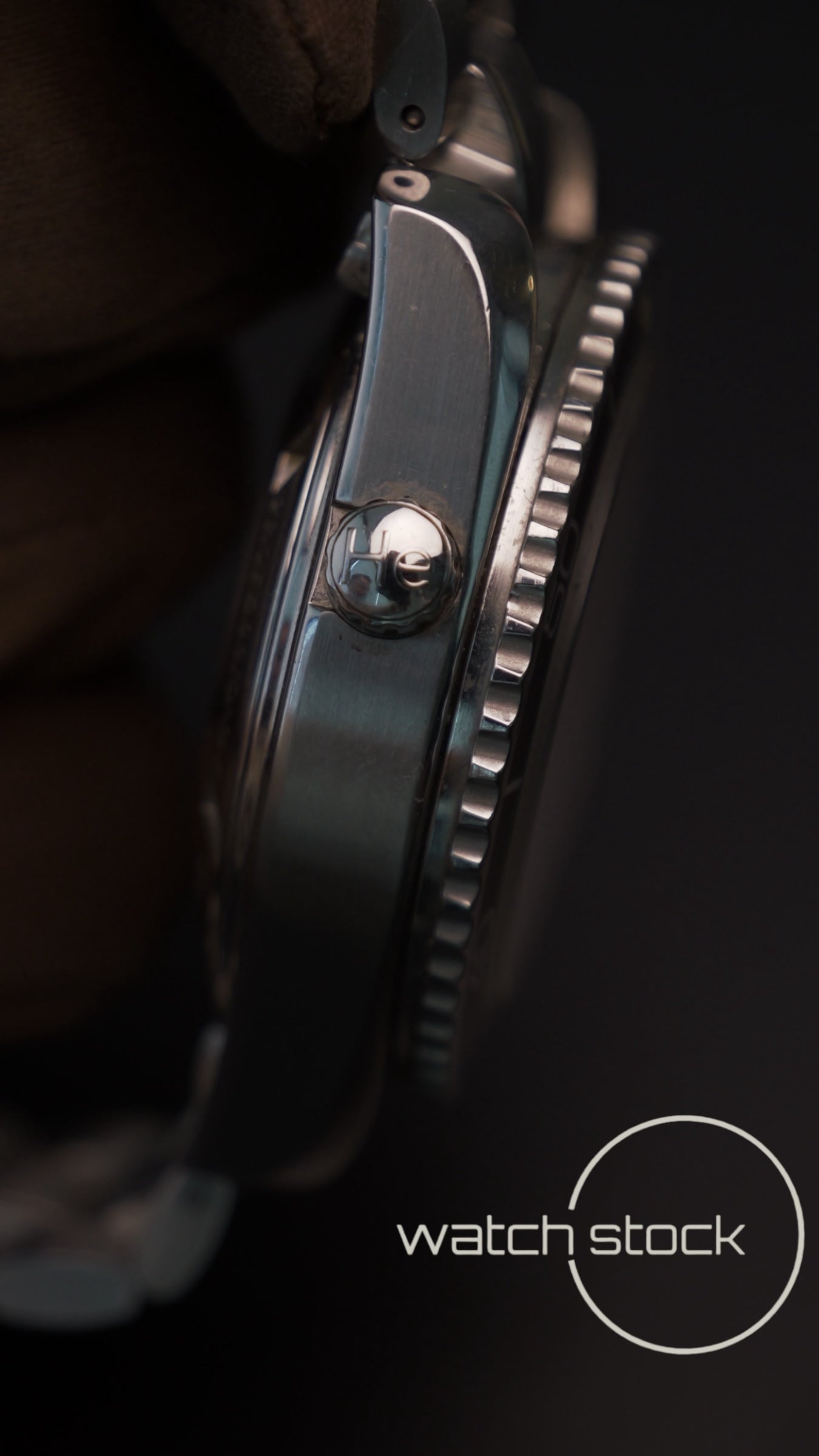 Omega-seamaster-planet-ocean-chrono watch-stock