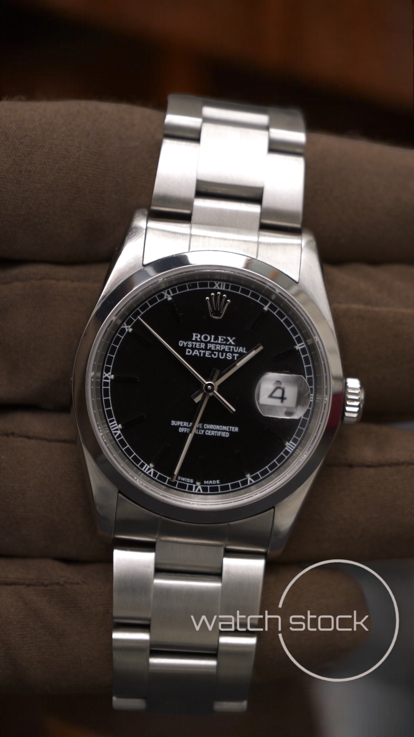 Rolex-datejust-36mm ref.-16200 FULL-SET watch-stock