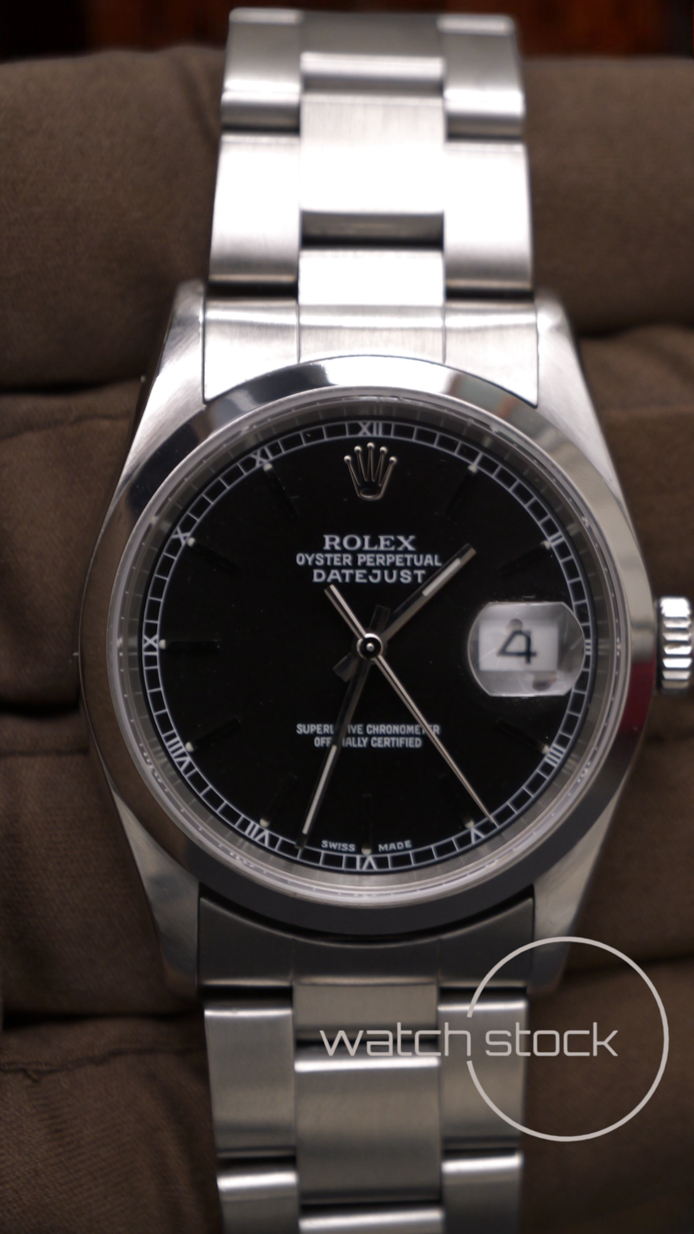 Rolex-datejust-36mm ref.-16200 FULL-SET watch-stock
