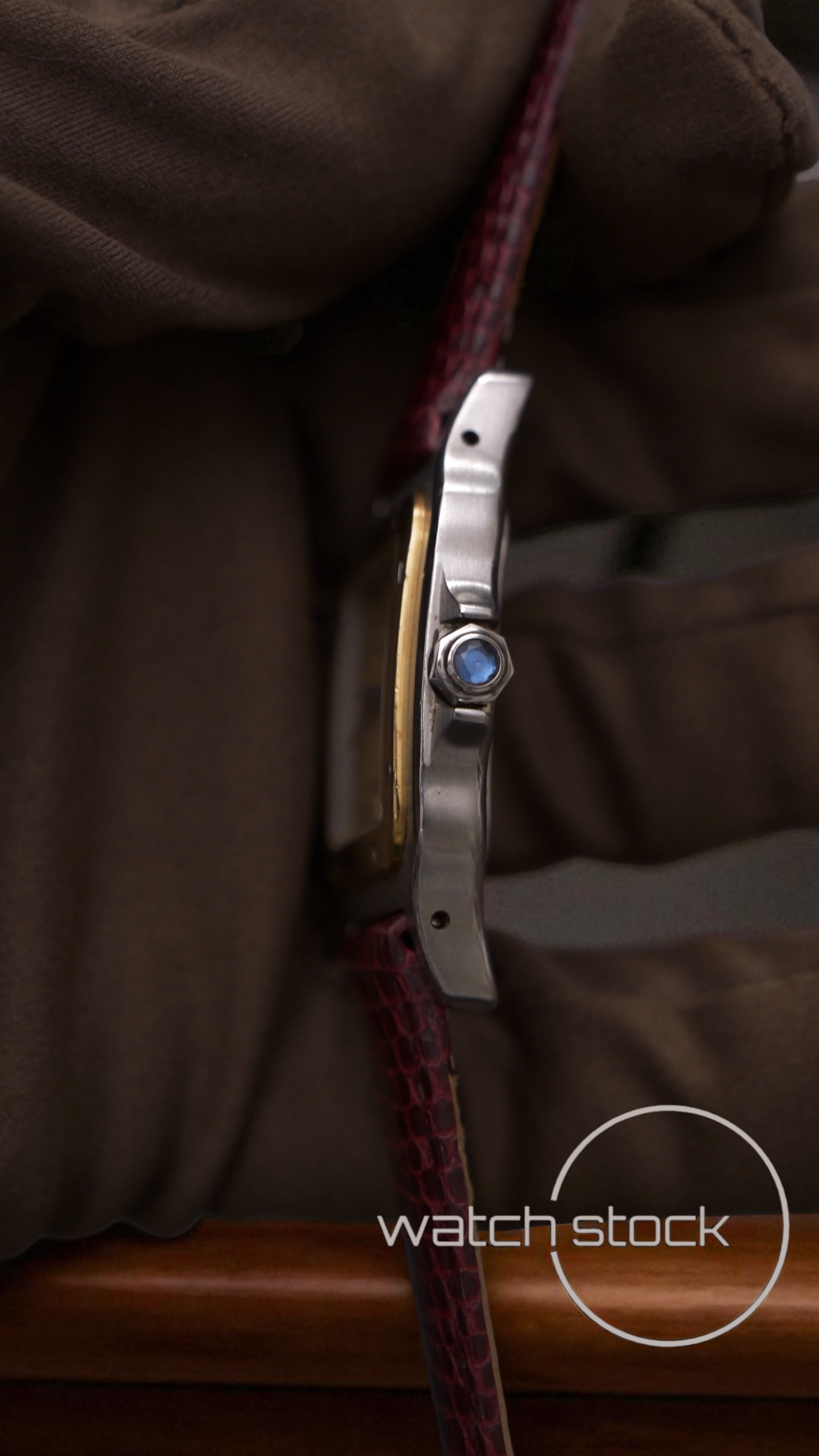 orologio cartier-santos-galbee watch-stock