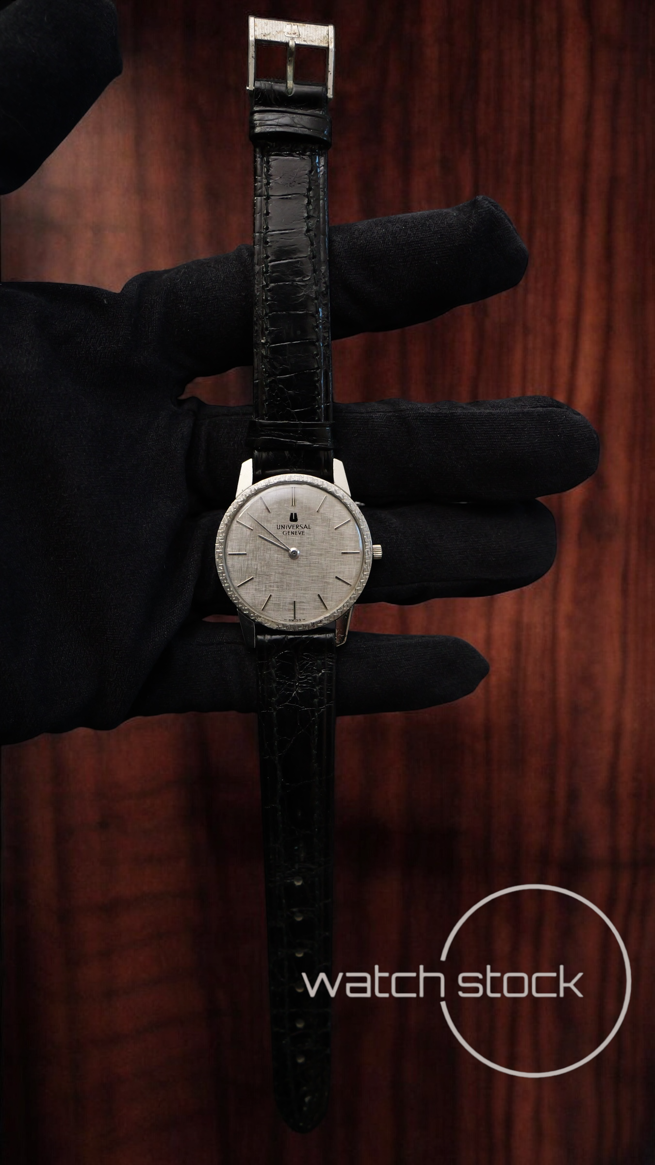 Universal geneve linen dial vintage Dress Watch unisex 31mm