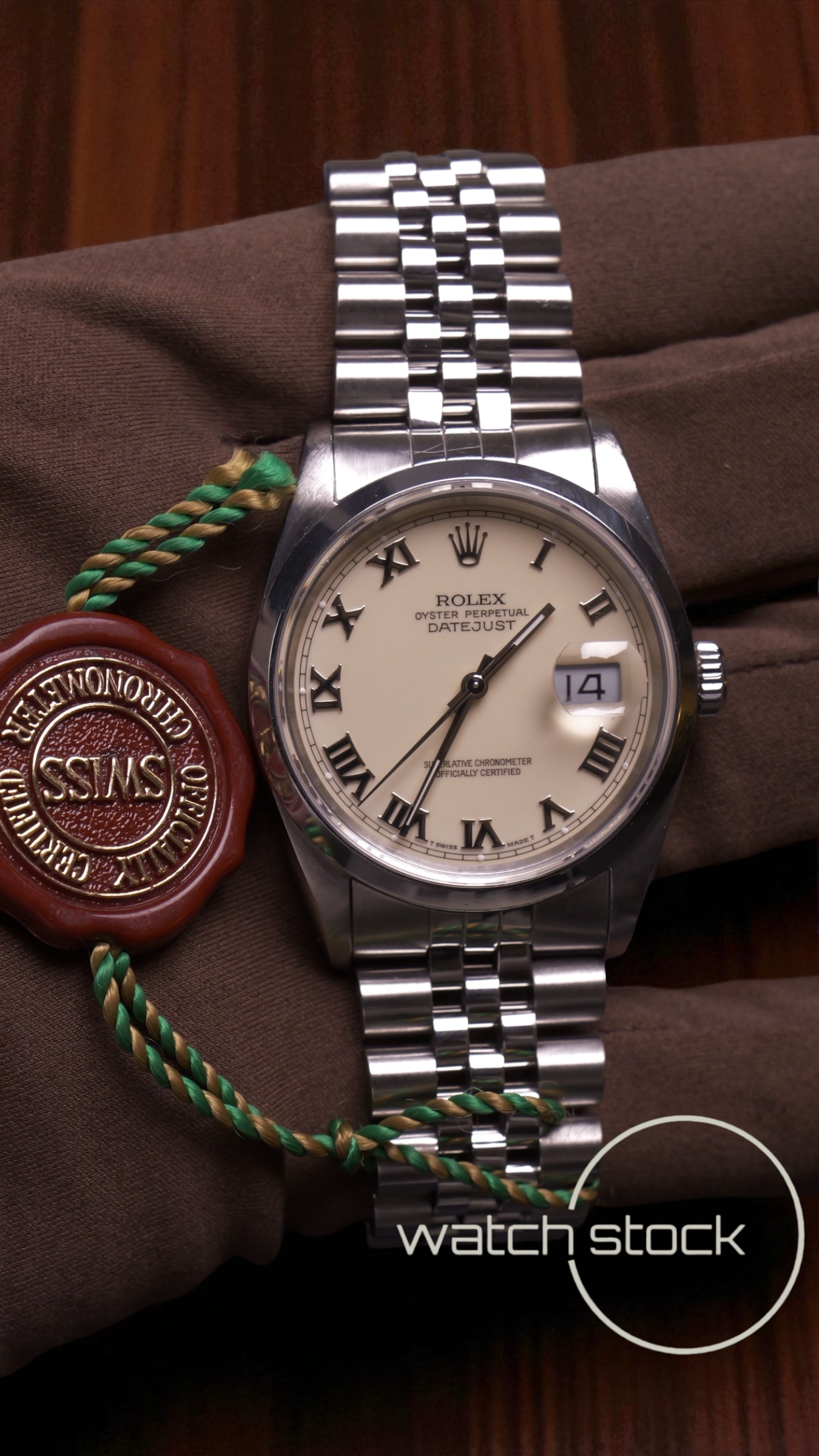 Rolex datejust 36mm ref.16200 with paper  cream dial