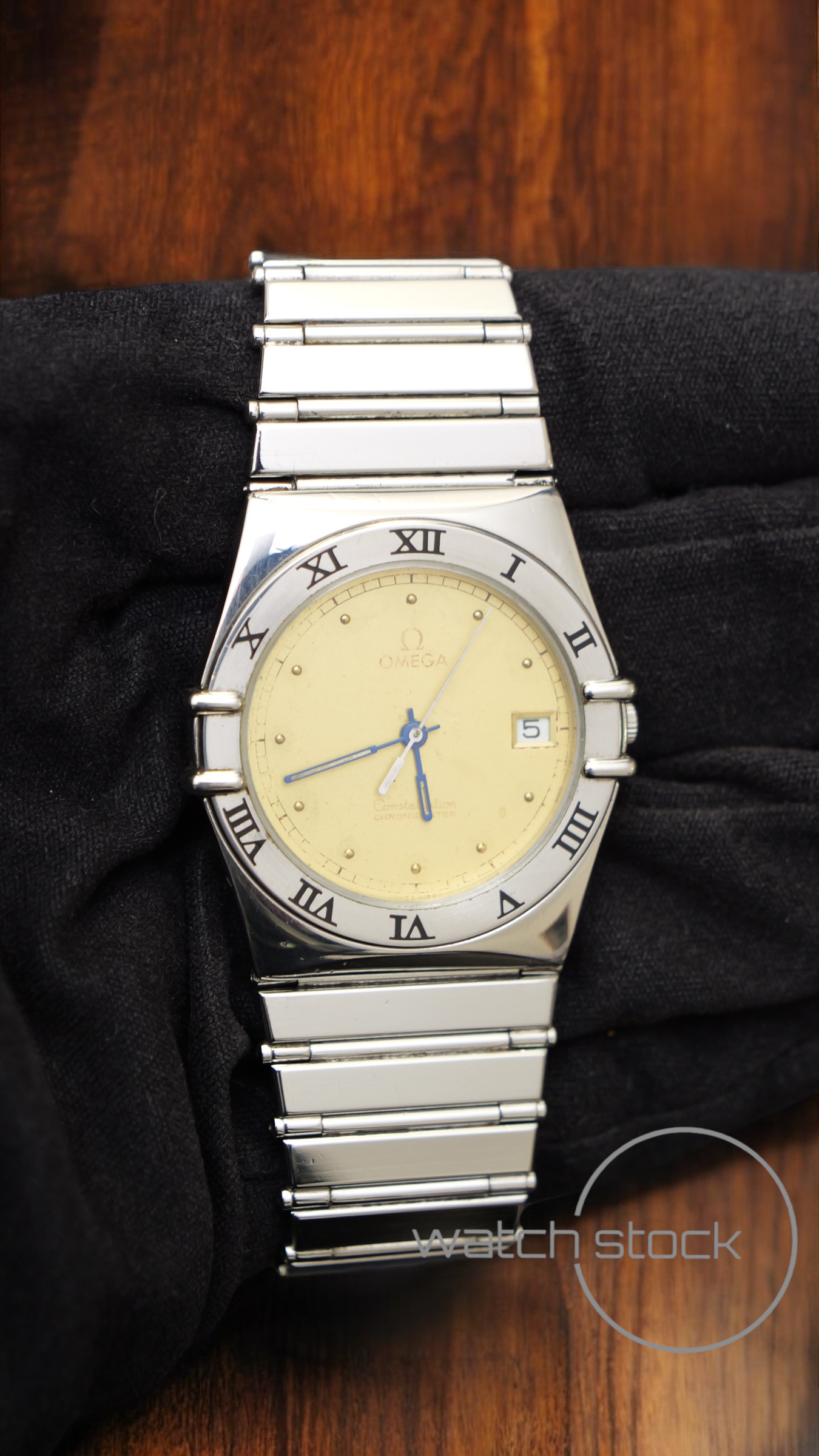 Omega costellation quarz (34mm) yellow dial vintage