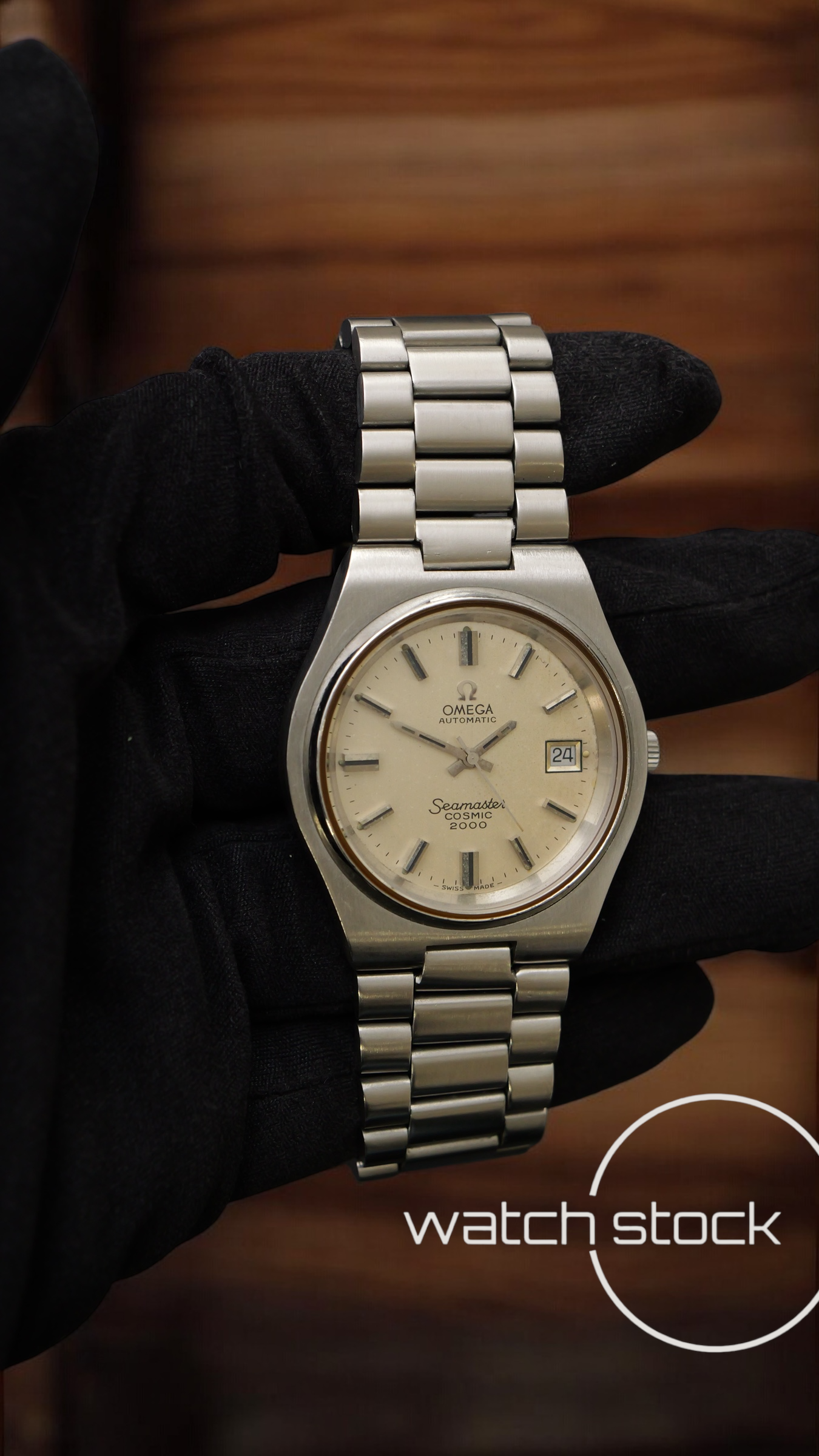 Omega seamaster cosmic 2000 automatic vintage vintage Watch 38mm