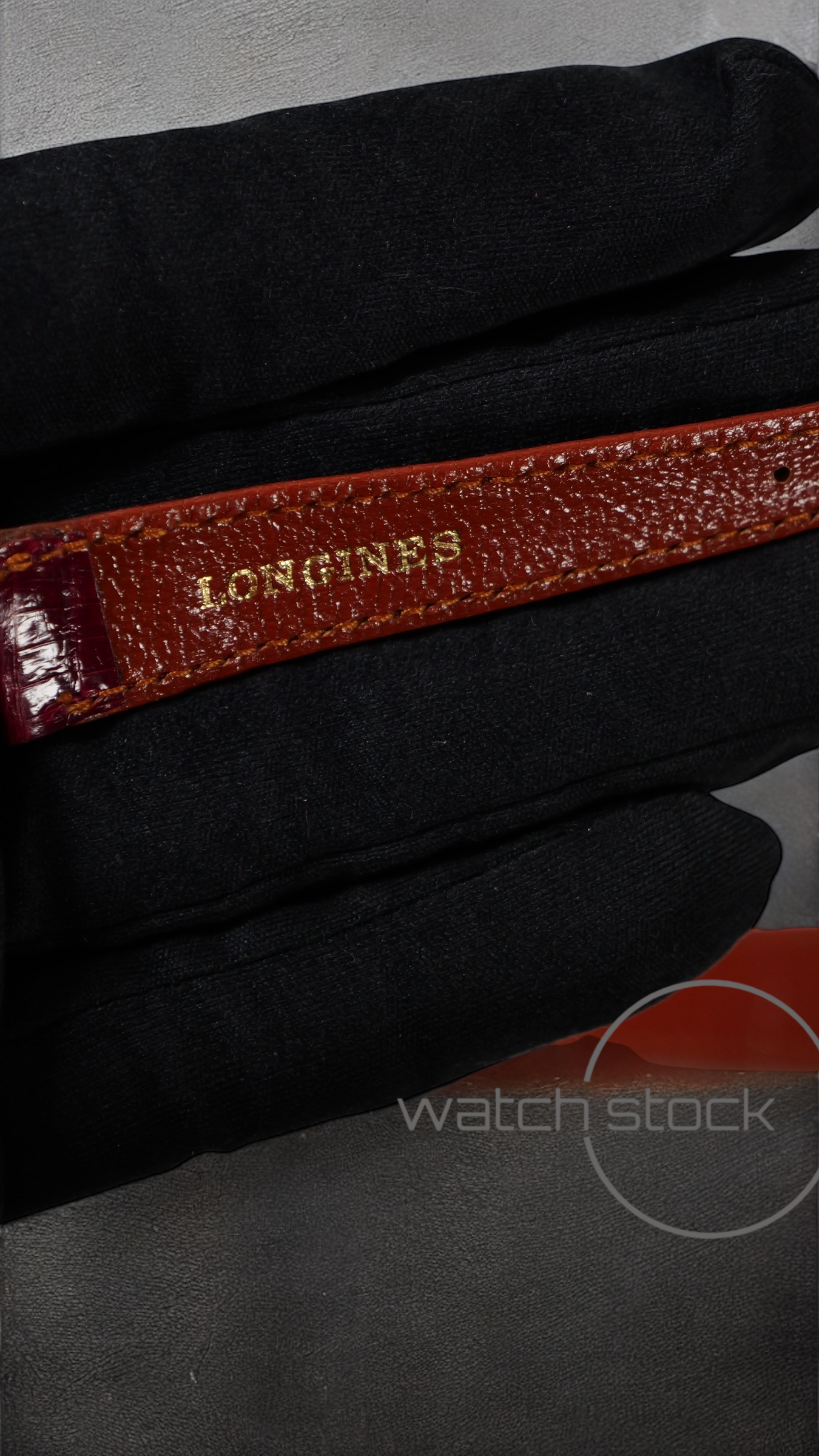 Cinturino Longines in pelle coccodrillo rosso con fibbia loggata ansa 18mm