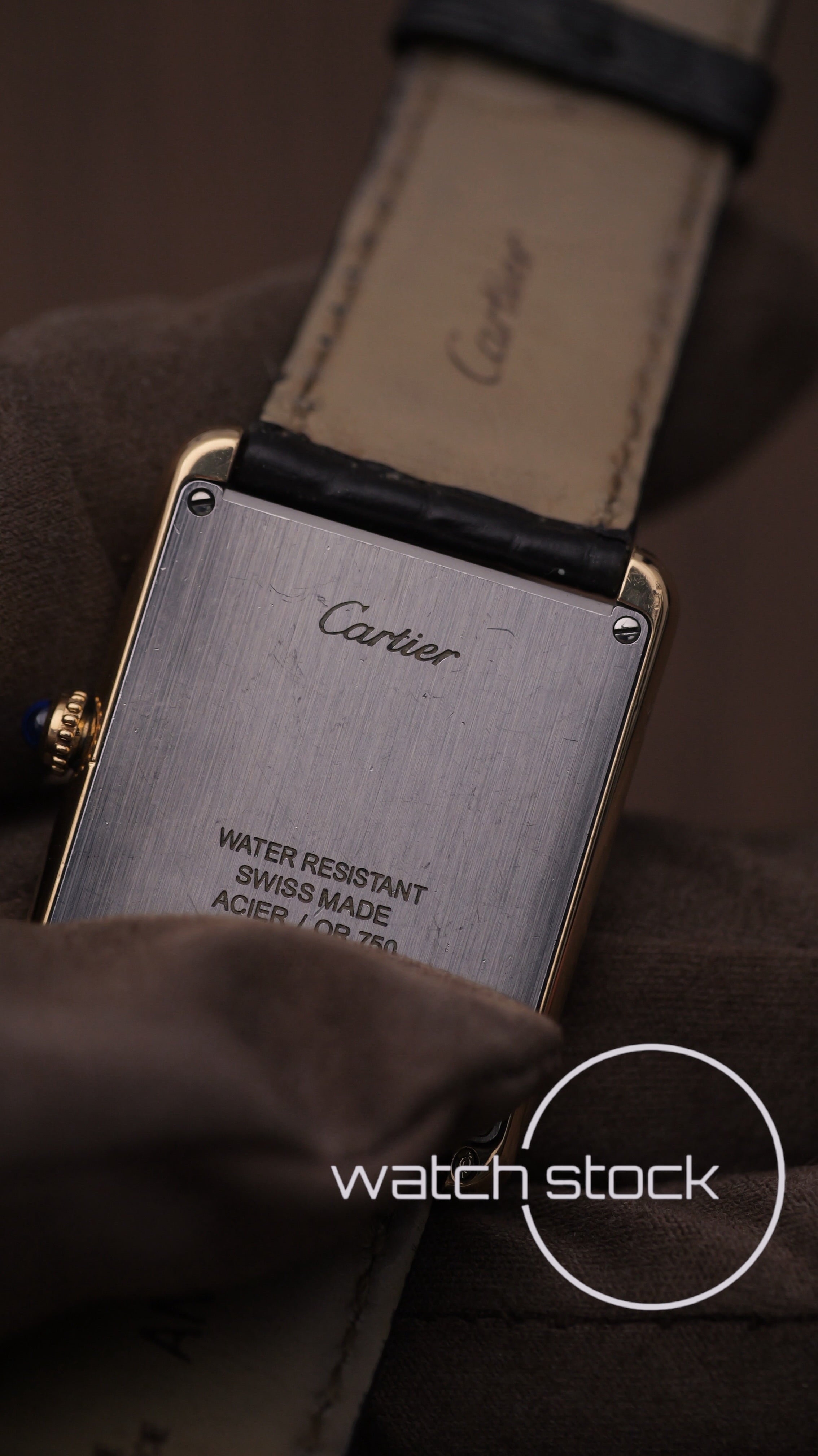Cartier tank Solo Large 18Kt GOLD ref.2742 27x35mm quartz