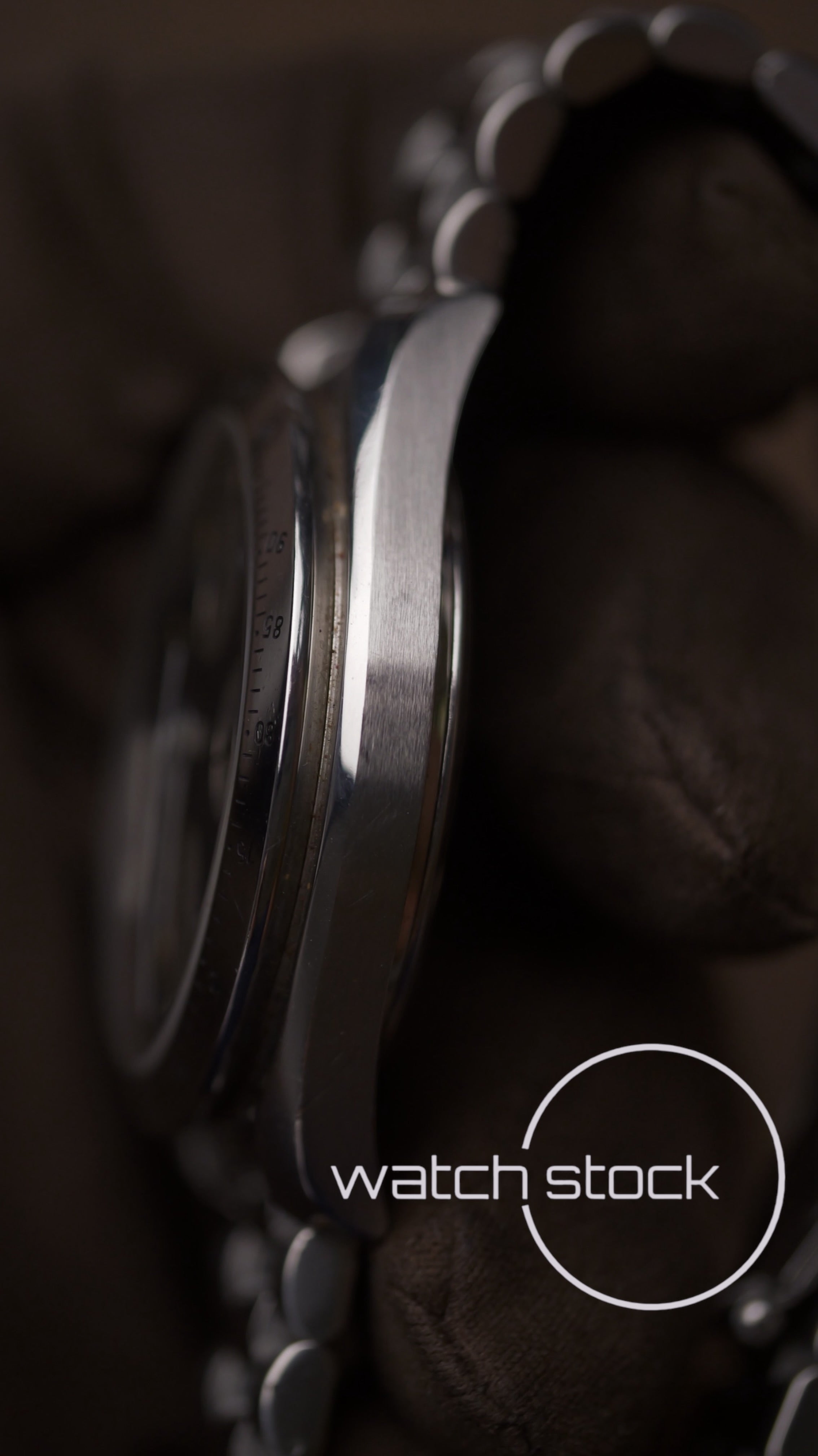 Omega speedmaster date Panda dial  Ref. 3511.50 automatic