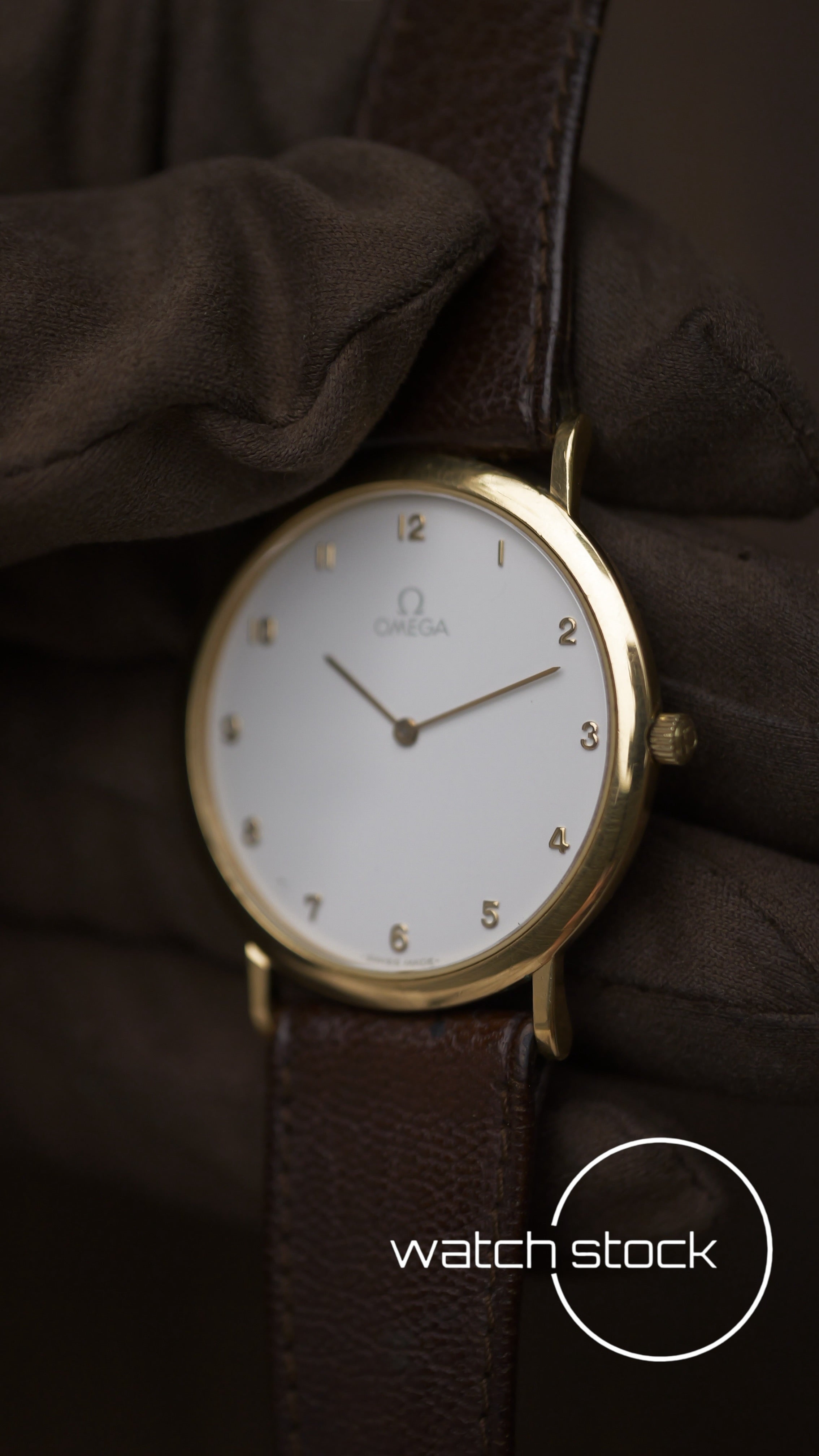 Omega De ville Rare White Dial quartz 1986