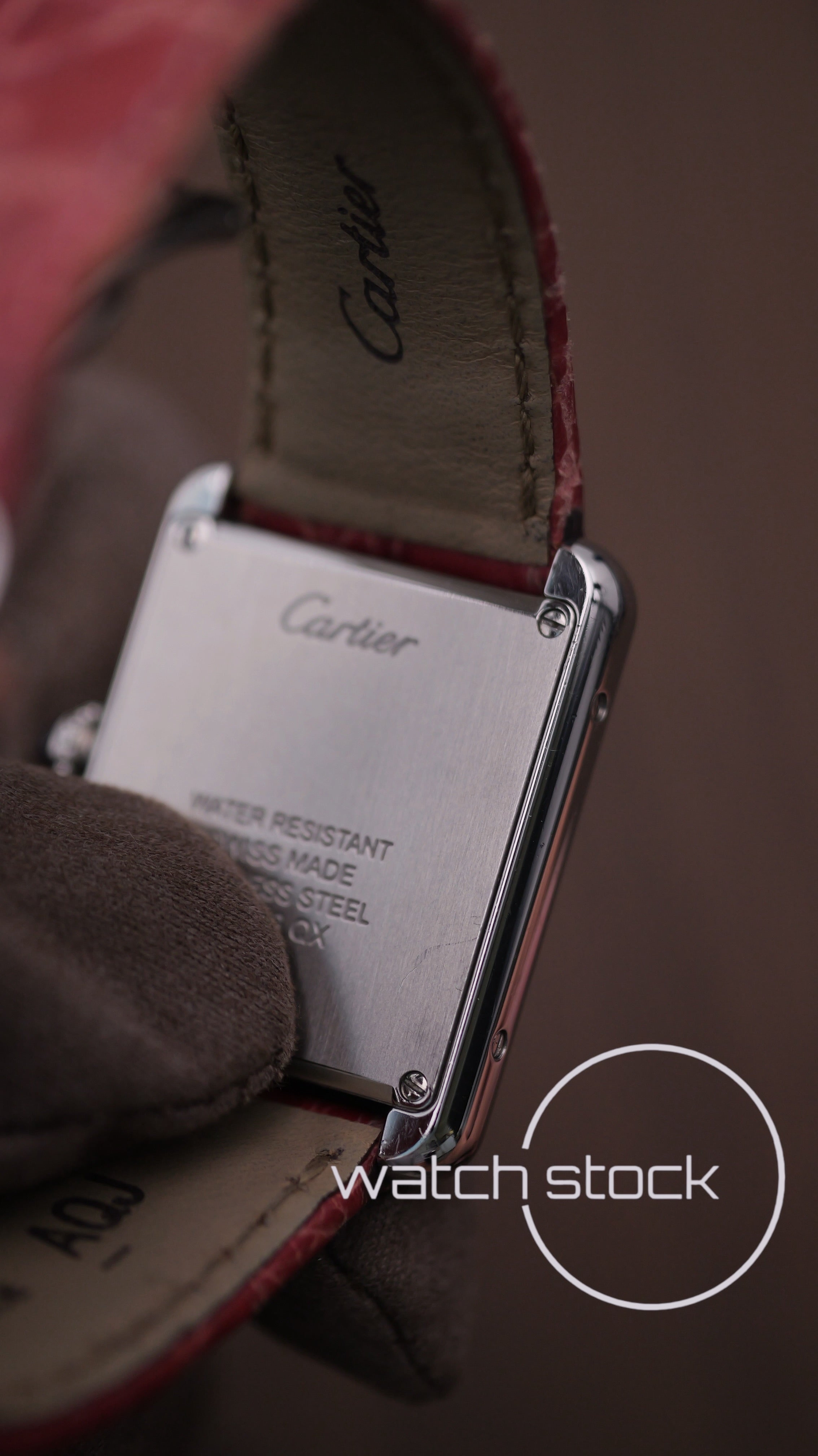 Cartier Tank Solo Ref W5200000 S/M 31x25mm Full set 2011 Edizione Speciale Boutique Parigi