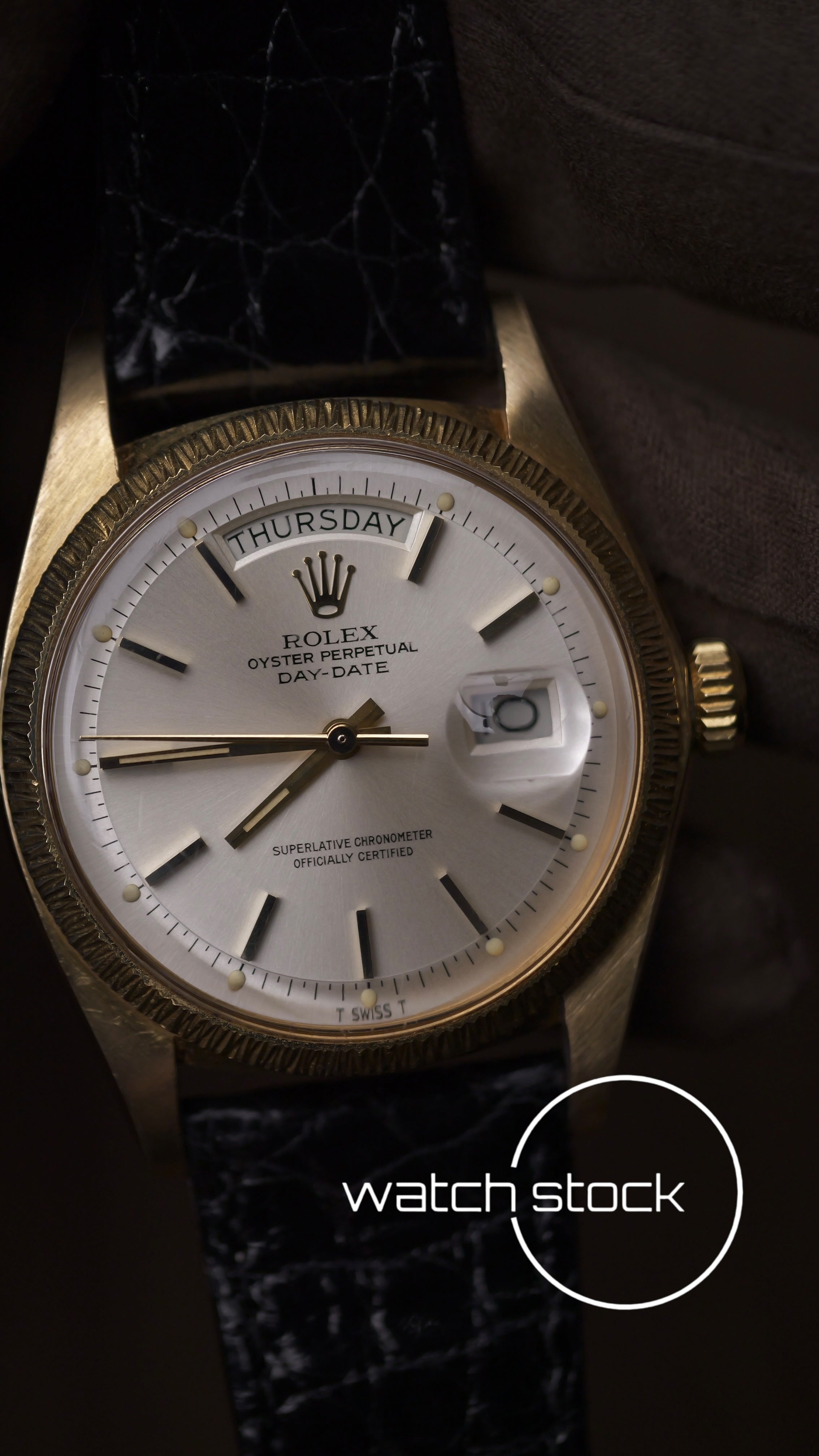 Rolex Day-Date ref. 1807 Bark Bezel 18k Gold