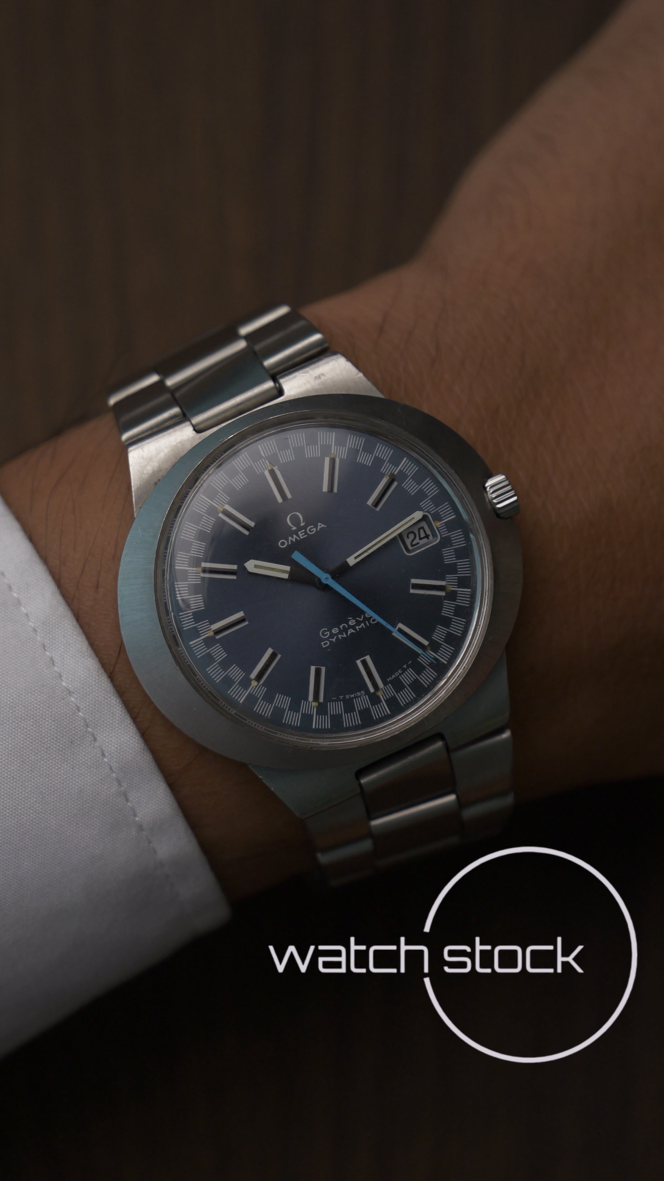 Omega Dynamic 41mm blue racing dial RARE Automatic men watch