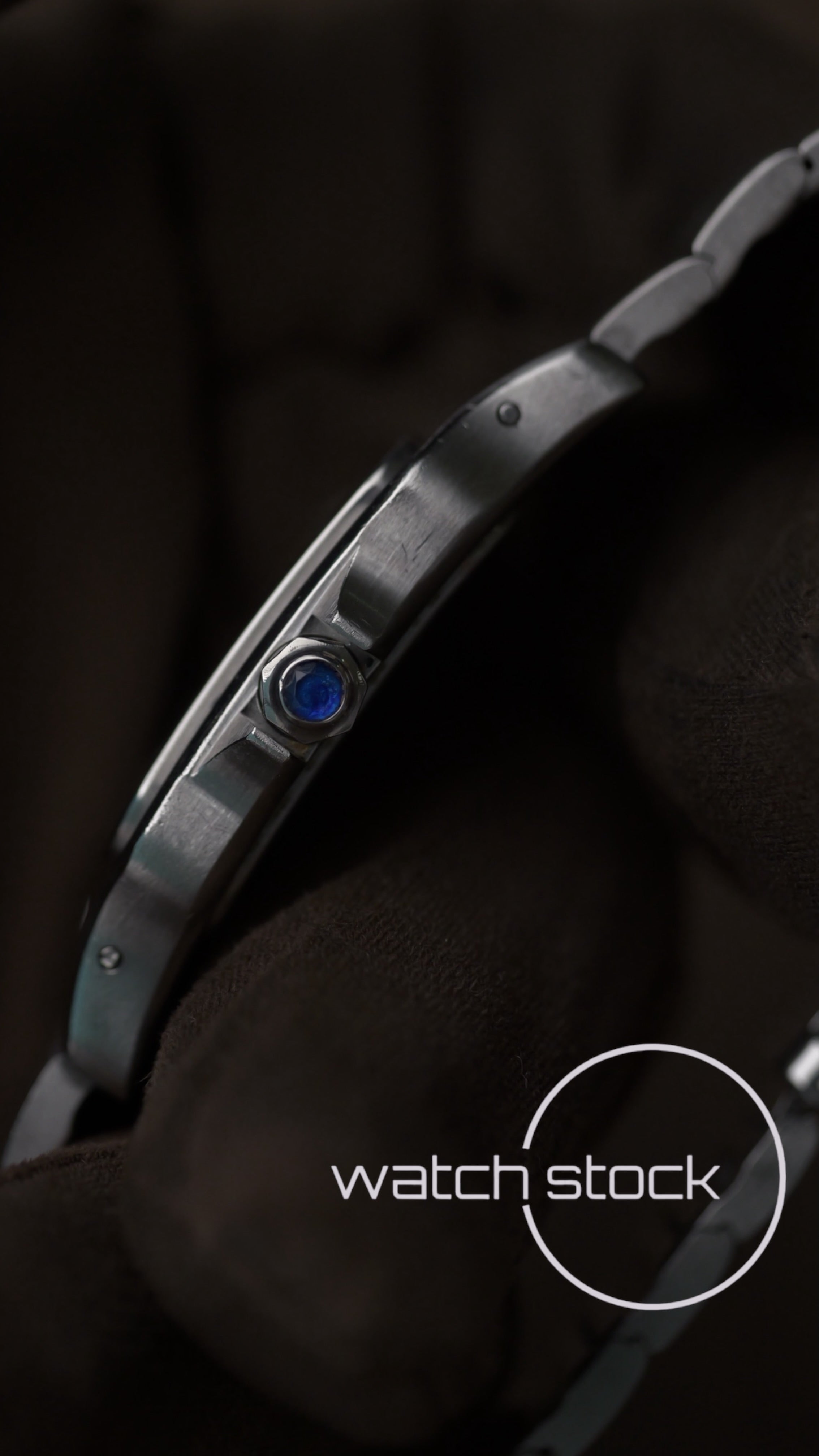 Cartier santos galbee men quartz 29x41mm ref.1564 blue numeral