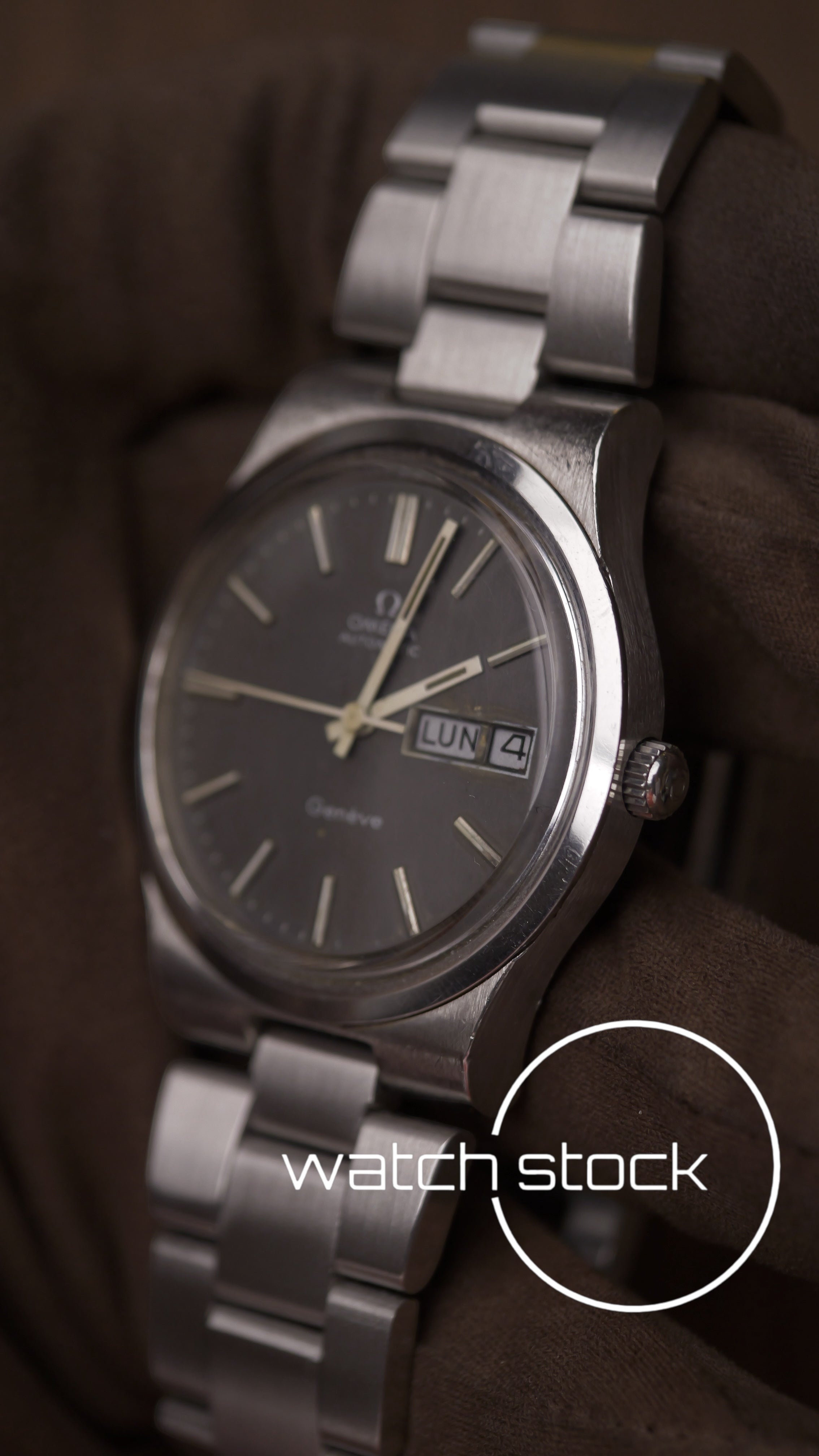 Omega Geneve vintage 36mm automatic